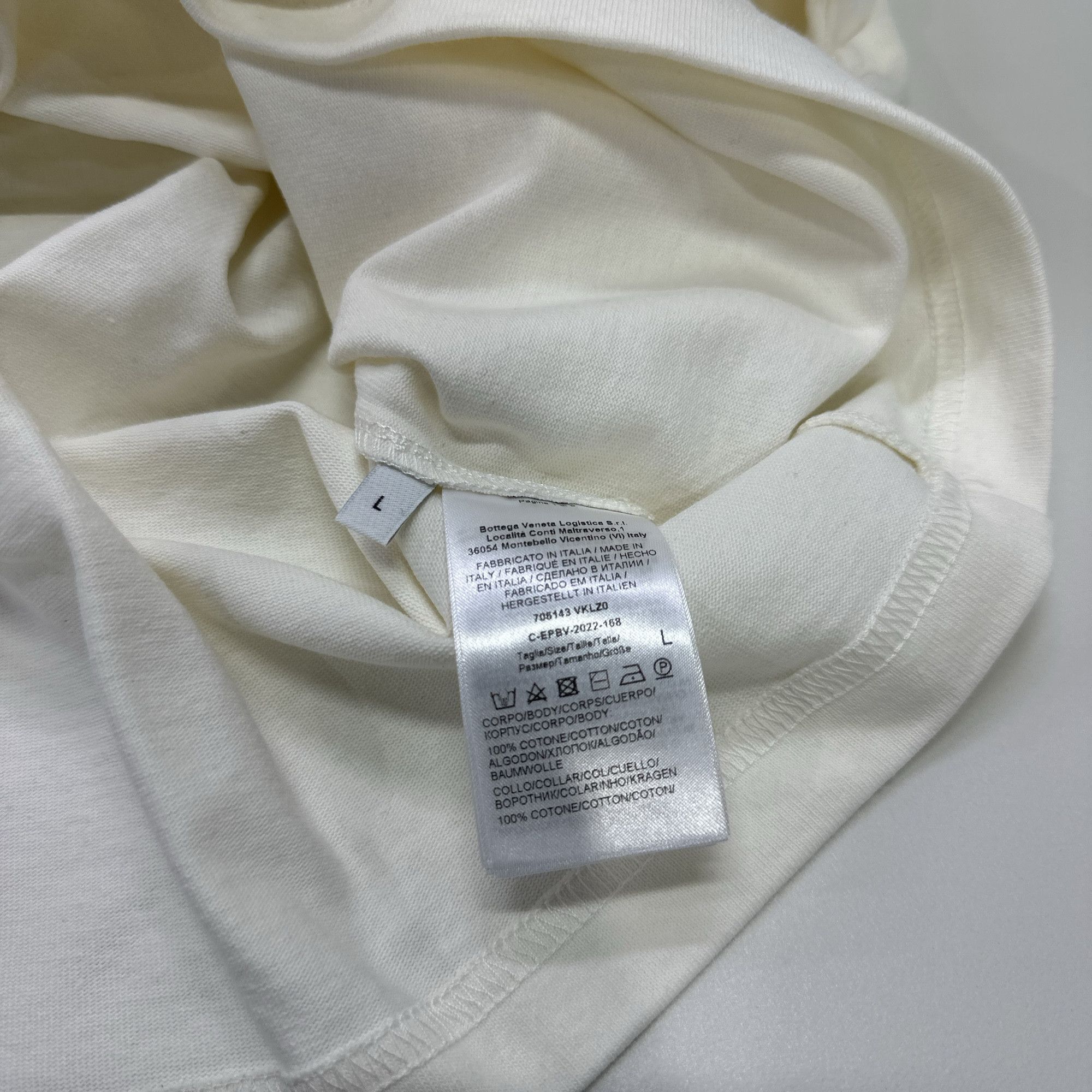 Bottega Veneta Bottega Veneta Pocket T-Shirt Size L Size US L / EU 52-54 / 3 - 3 Thumbnail