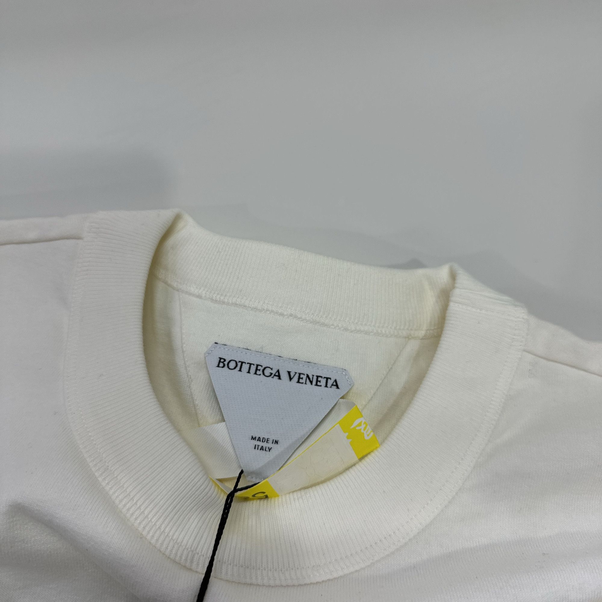 Bottega Veneta Bottega Veneta Pocket T-Shirt Size L Size US L / EU 52-54 / 3 - 5 Thumbnail