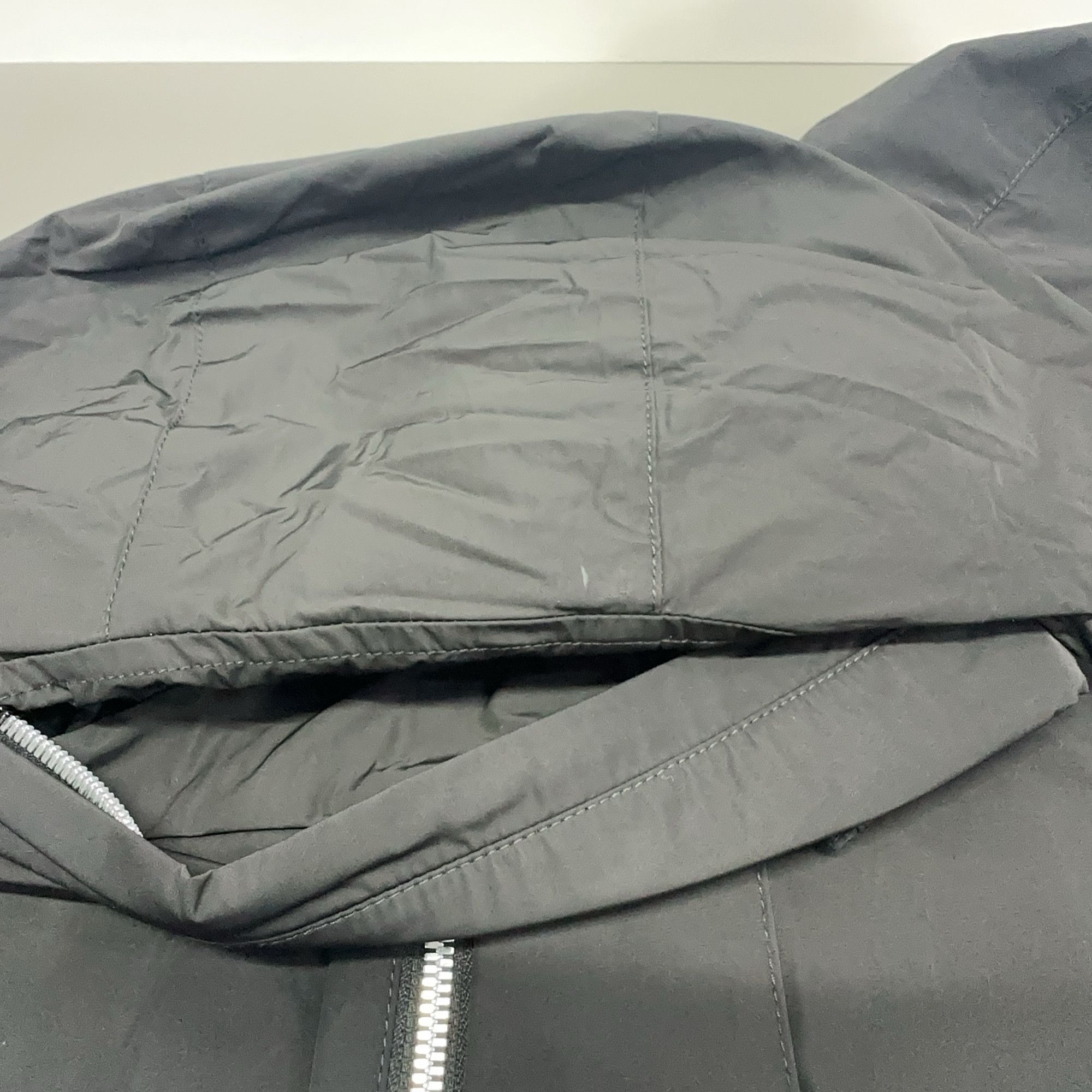 Bottega Veneta Bottega Veneta Black Hooded Light Jacket Size 46 Size US S / EU 44-46 / 1 - 6 Thumbnail