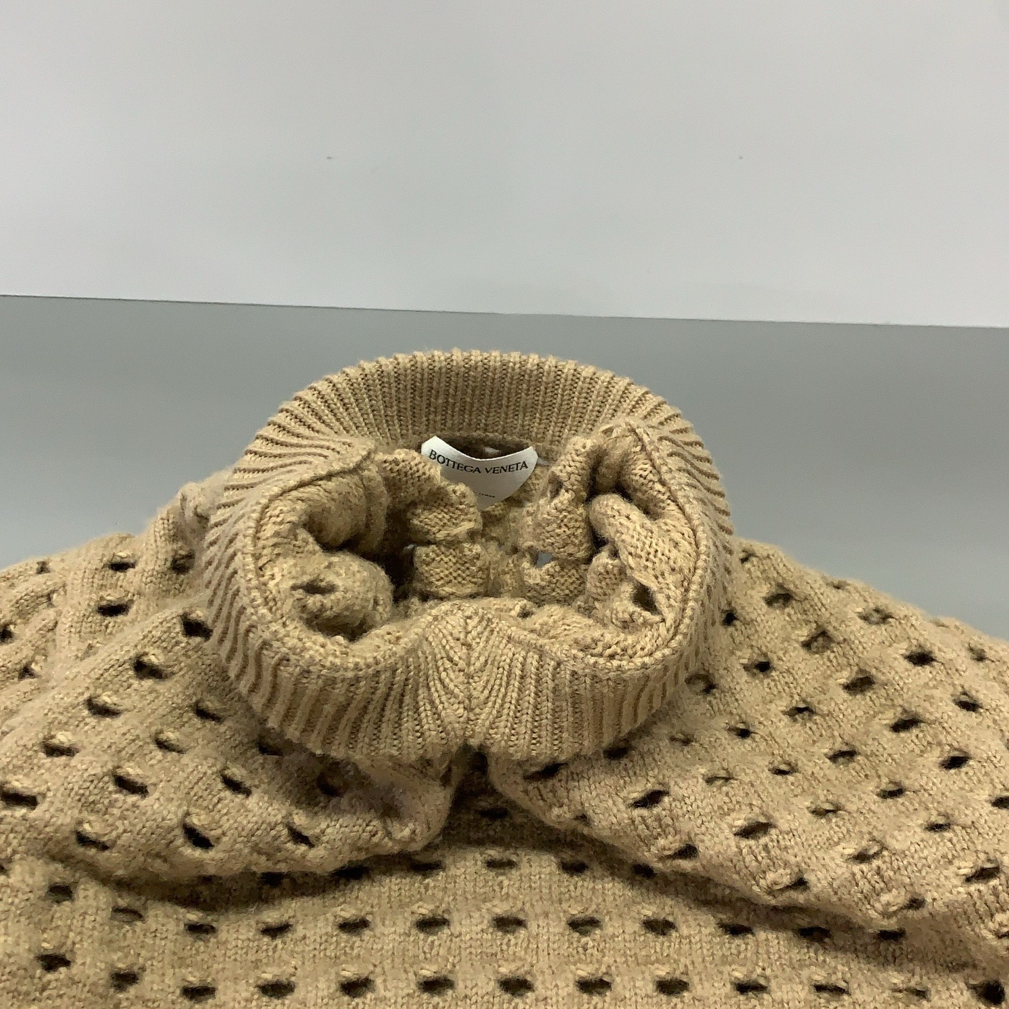 Bottega Veneta Bottega Veneta Openwork V-Neck Sweater Size M Size M / US 6-8 / IT 42-44 - 5 Thumbnail