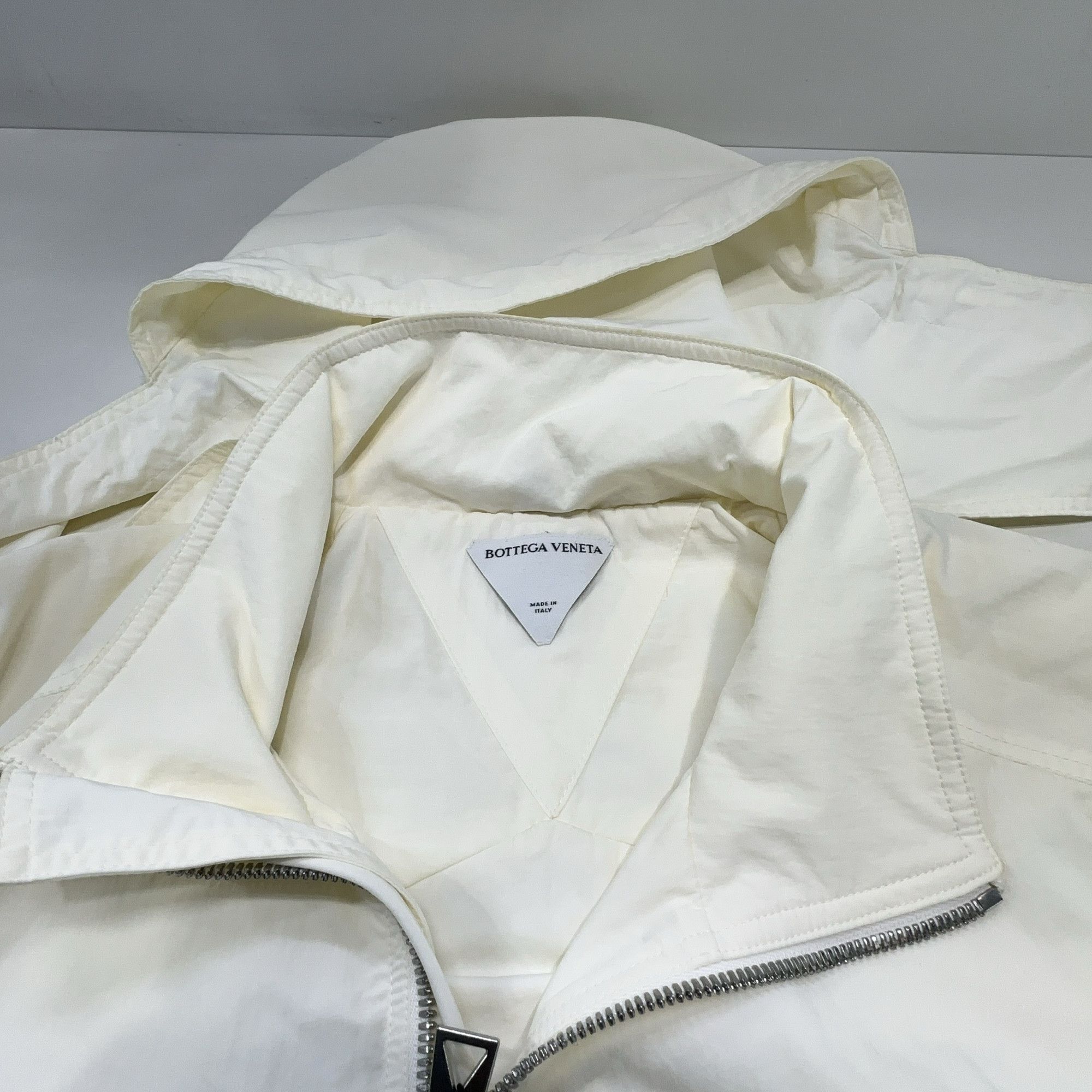 Bottega Veneta Bottega Veneta Hooded Nylon Jacket Size M Size US M / EU 48-50 / 2 - 6 Thumbnail
