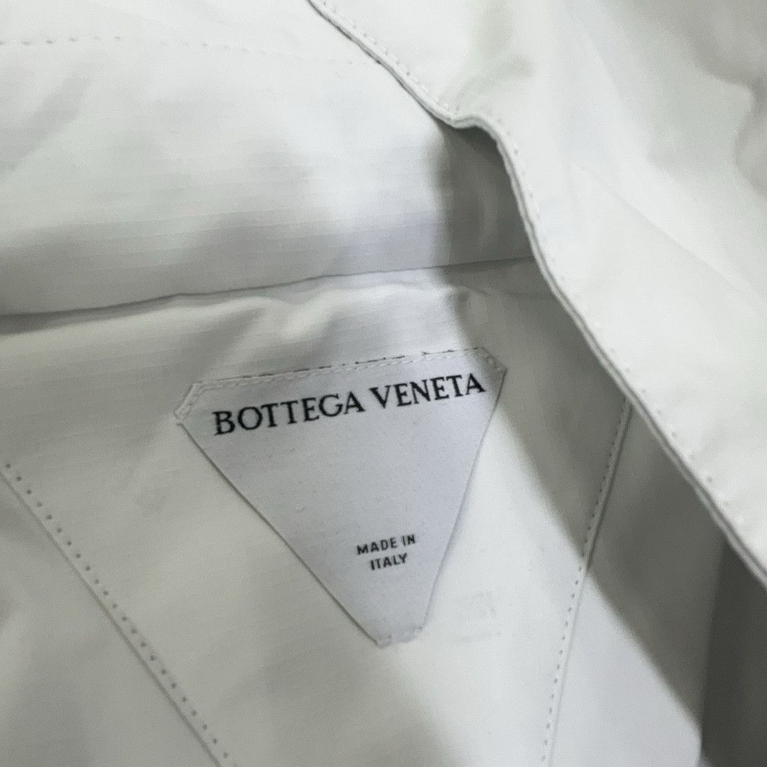 Bottega Veneta Bottega Veneta Hooded Light Jacket Size L Size US L / EU 52-54 / 3 - 3 Thumbnail