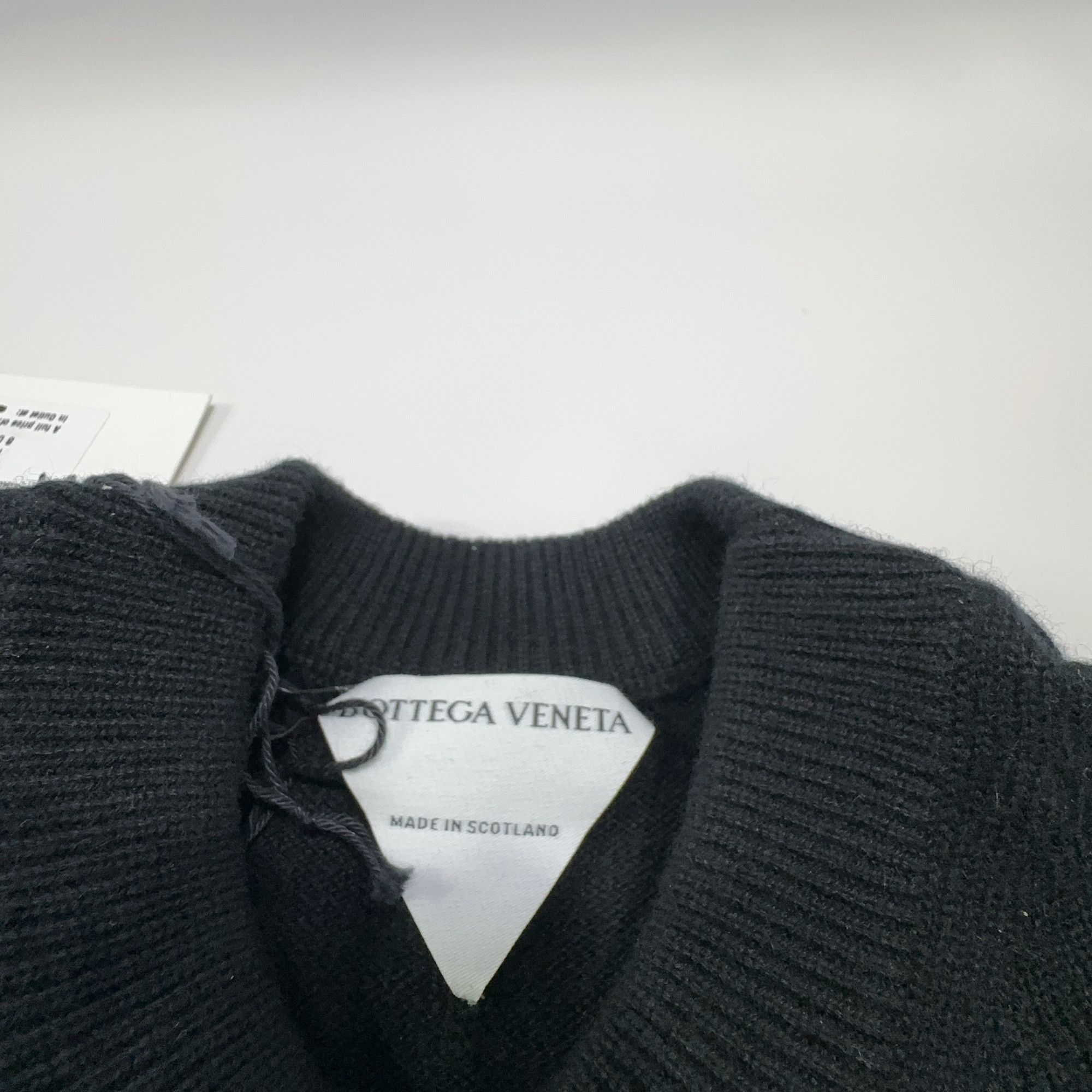 Bottega Veneta Bottega Veneta Cashmere Crewneck Sweater S Size US S / EU 44-46 / 1 - 3 Thumbnail