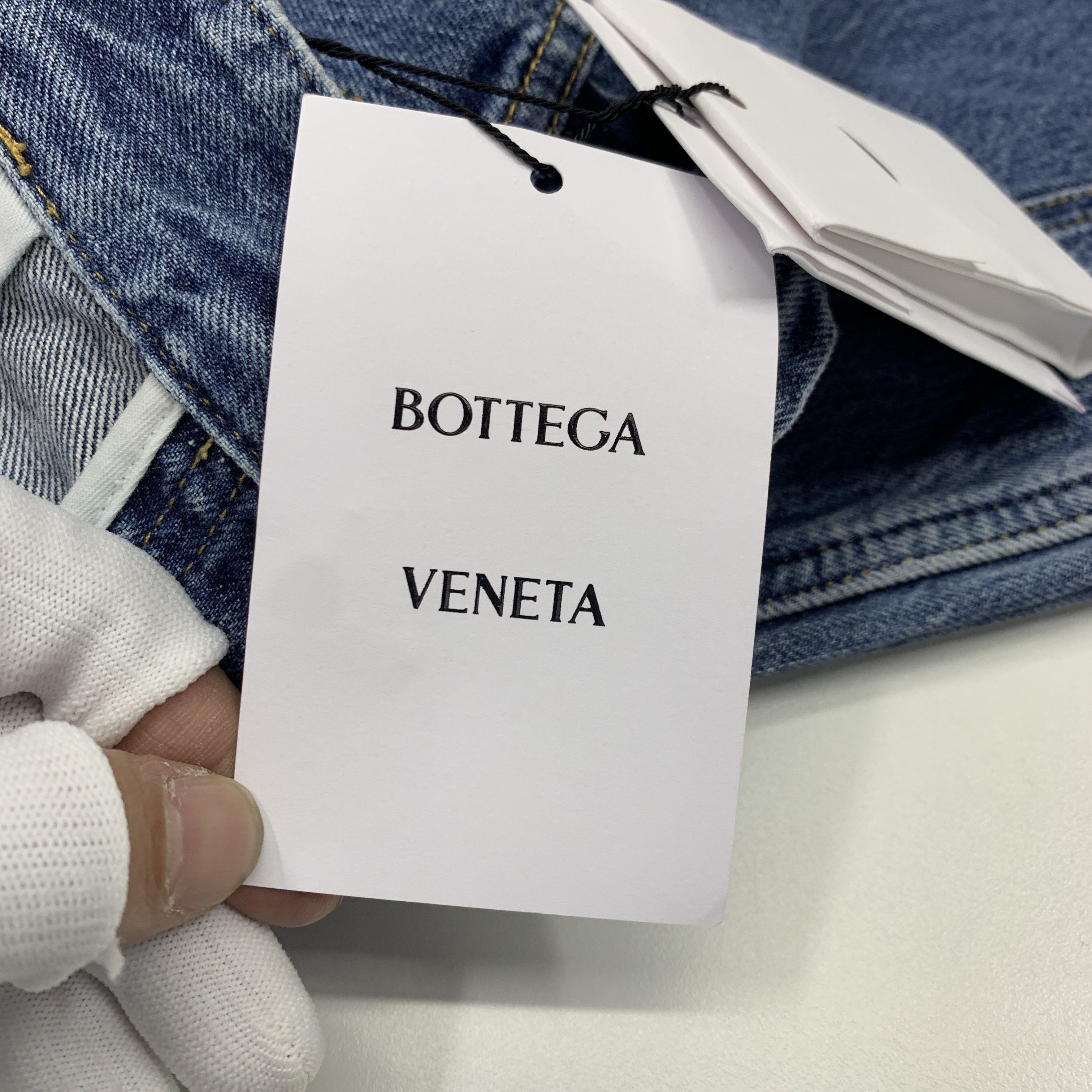 Bottega Veneta Bottega Veneta Washed Straight Jeans Size 38 Size 26" / US 2 / IT 38 - 5 Thumbnail
