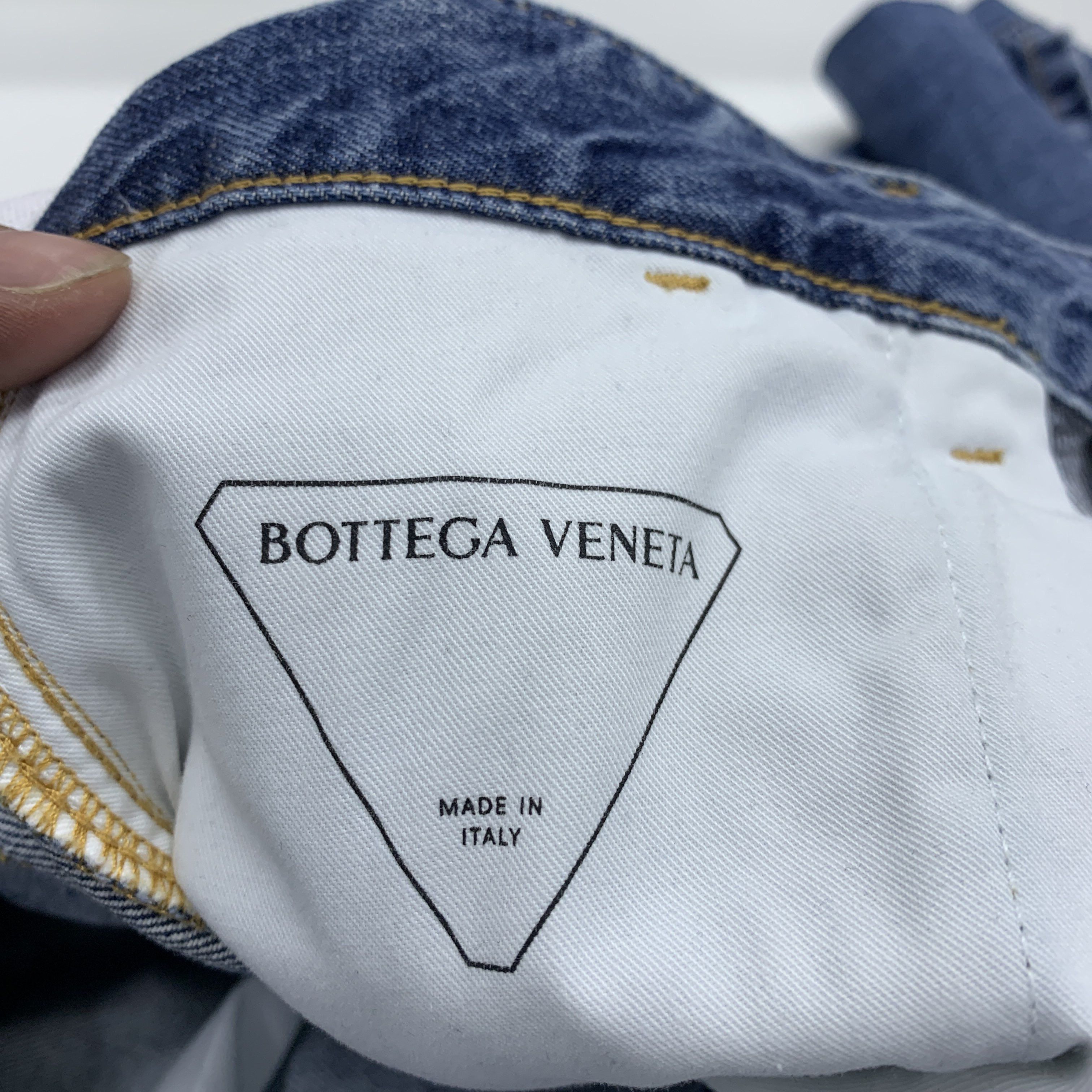 Bottega Veneta Bottega Veneta Washed Straight Jeans Size 38 Size 26" / US 2 / IT 38 - 3 Thumbnail