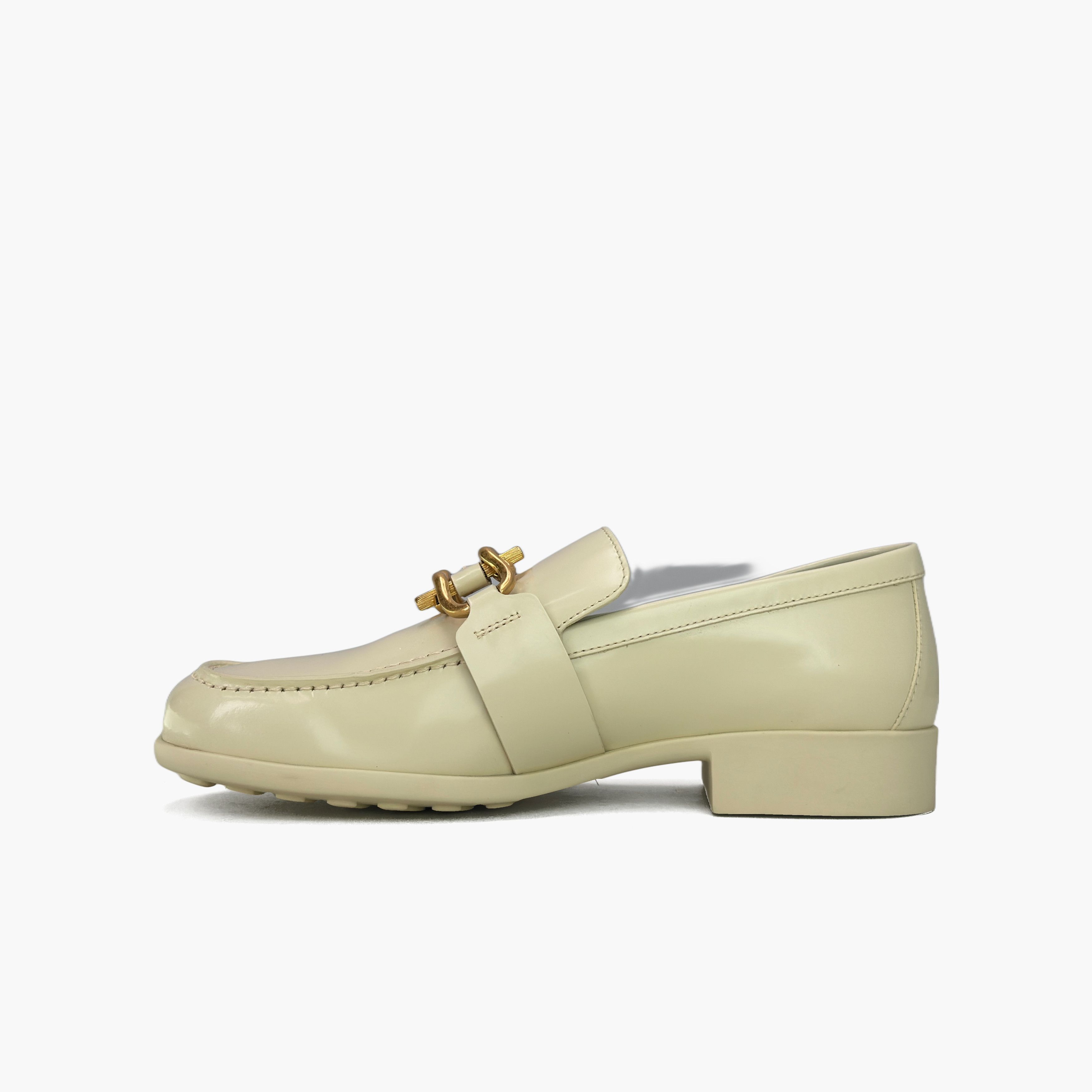 Bottega Veneta Bottega Veneta Butter Leather Chain Loafers Size 38 Size US 8 / IT 38 - 3 Thumbnail