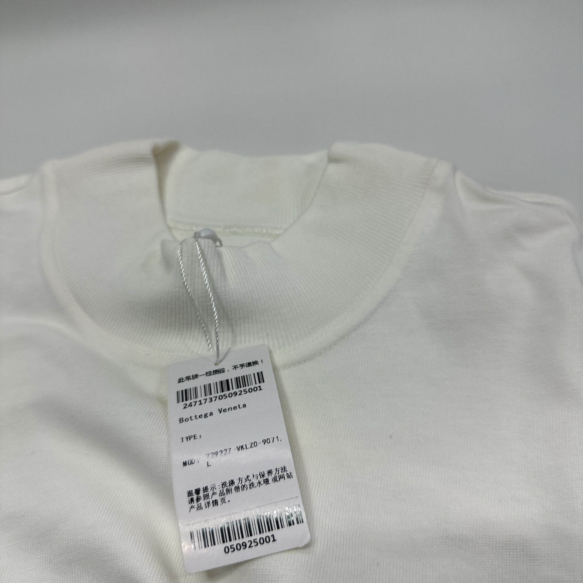 Bottega Veneta Bottega Veneta Mock Neck Cotton T-Shirt Size L Size US L / EU 52-54 / 3 - 3 Thumbnail