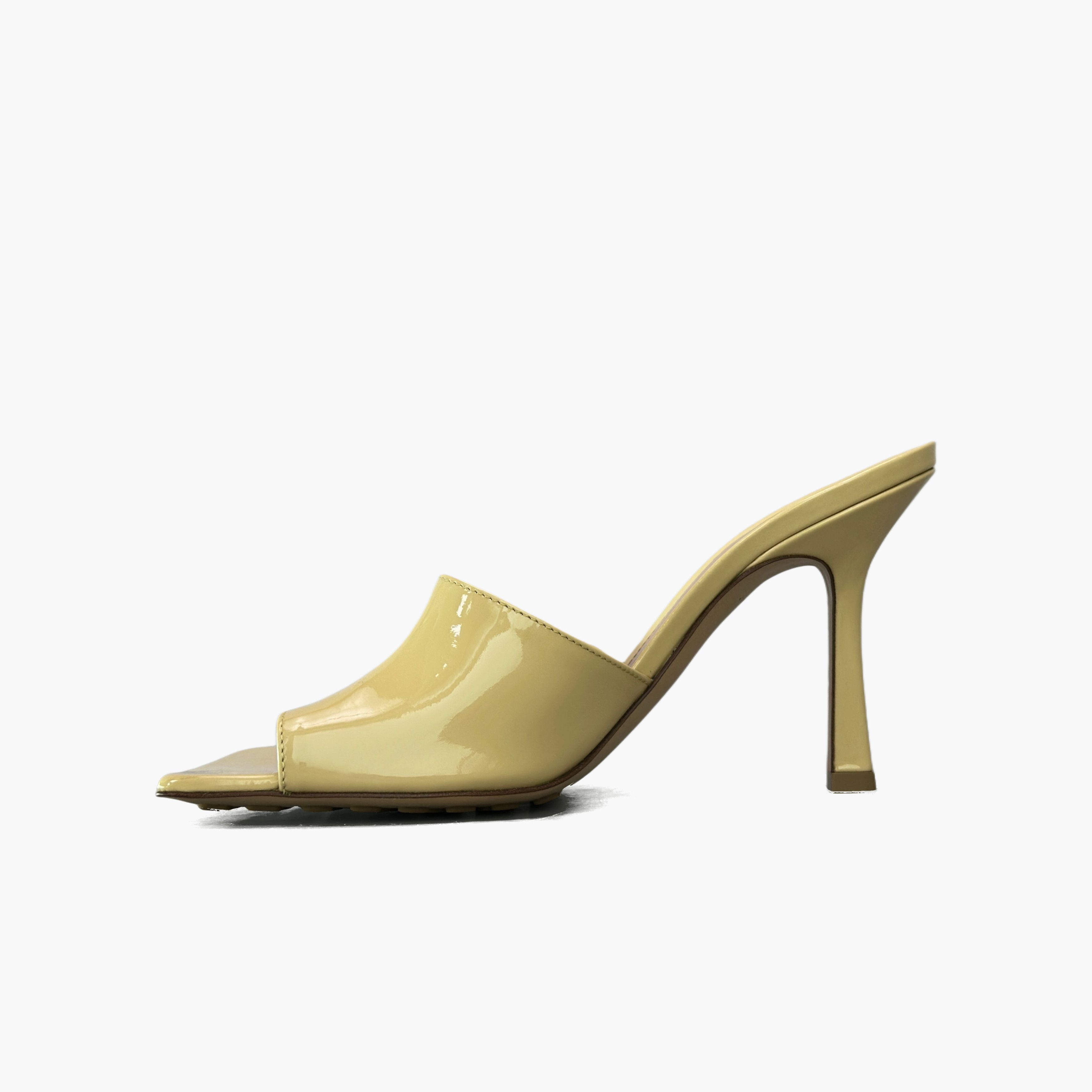 Bottega Veneta Bottega Veneta Stretch Patent Leather Mules Size 36 Size US 6 / IT 36 - 3 Thumbnail