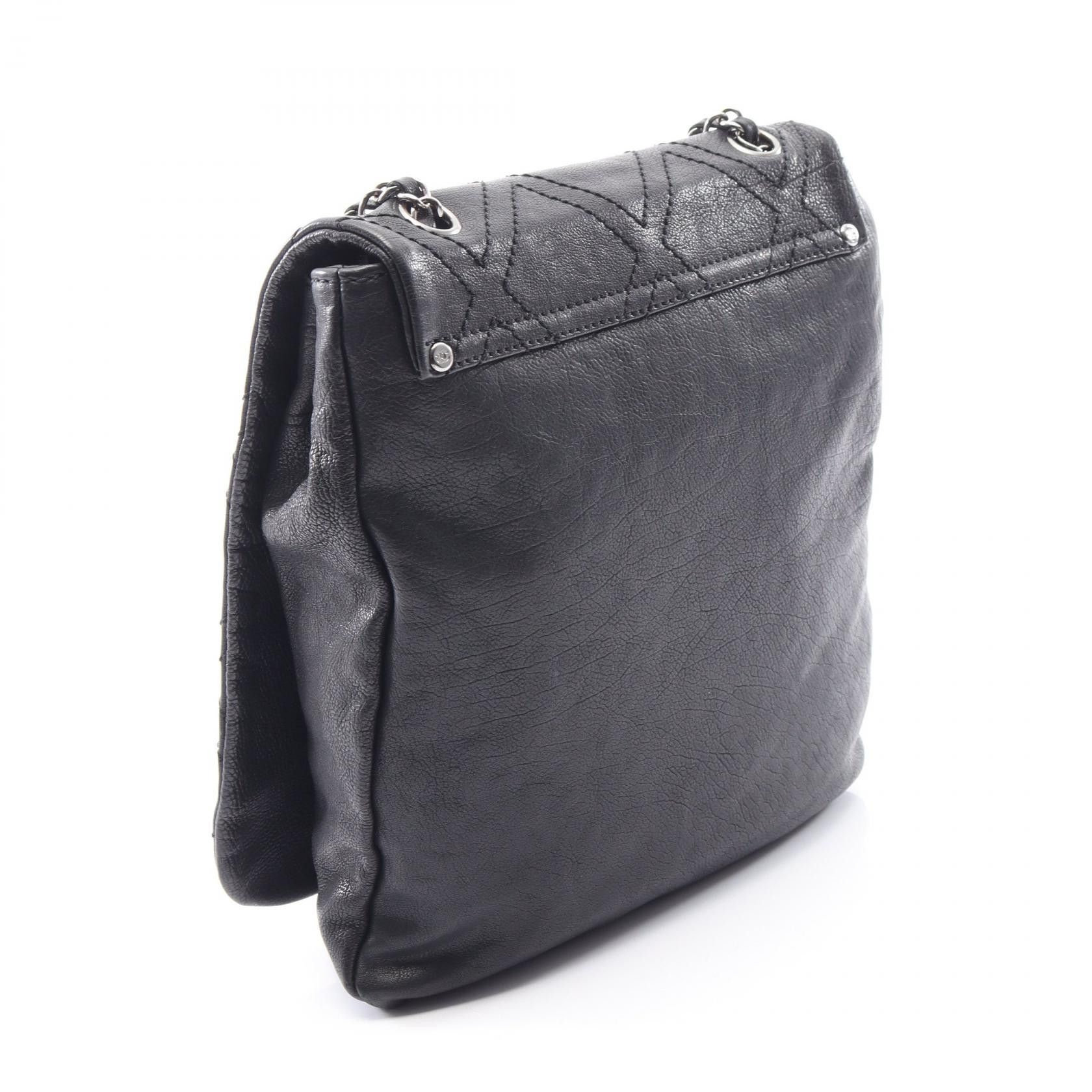 Chanel Chanel Chanel Diamond Stitch Leather Shoulder Bag Leather Shoulder Bag DUTY FREE for USA Size ONE SIZE - 2 Thumbnail