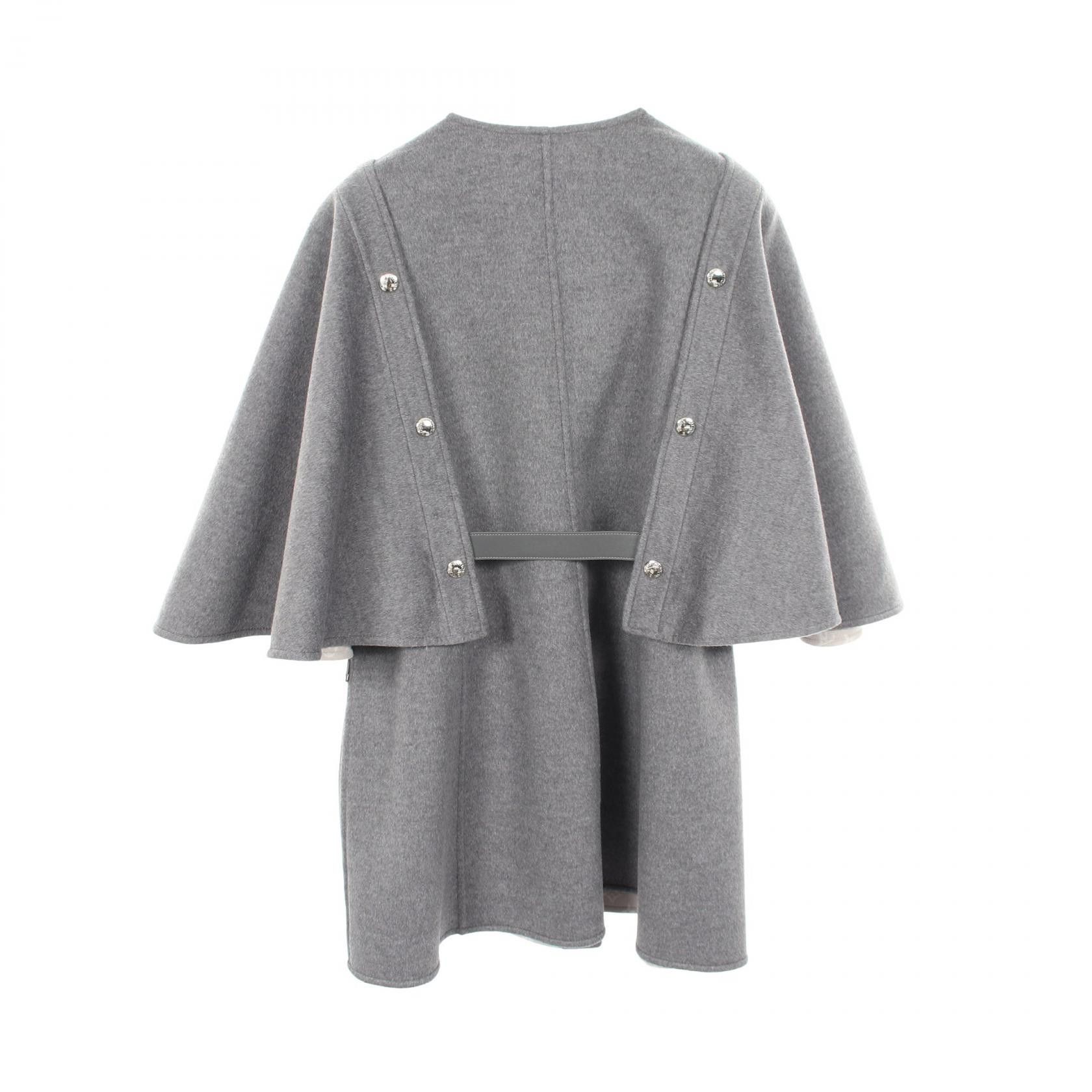 Louis Vuitton Louis Vuitton Louis Vuitton Double Face Wool Cape Coat Textile Outerwear RW242WWQWEFRCO32 DUTY FREE for USA Size ONE SIZE - 2 Thumbnail