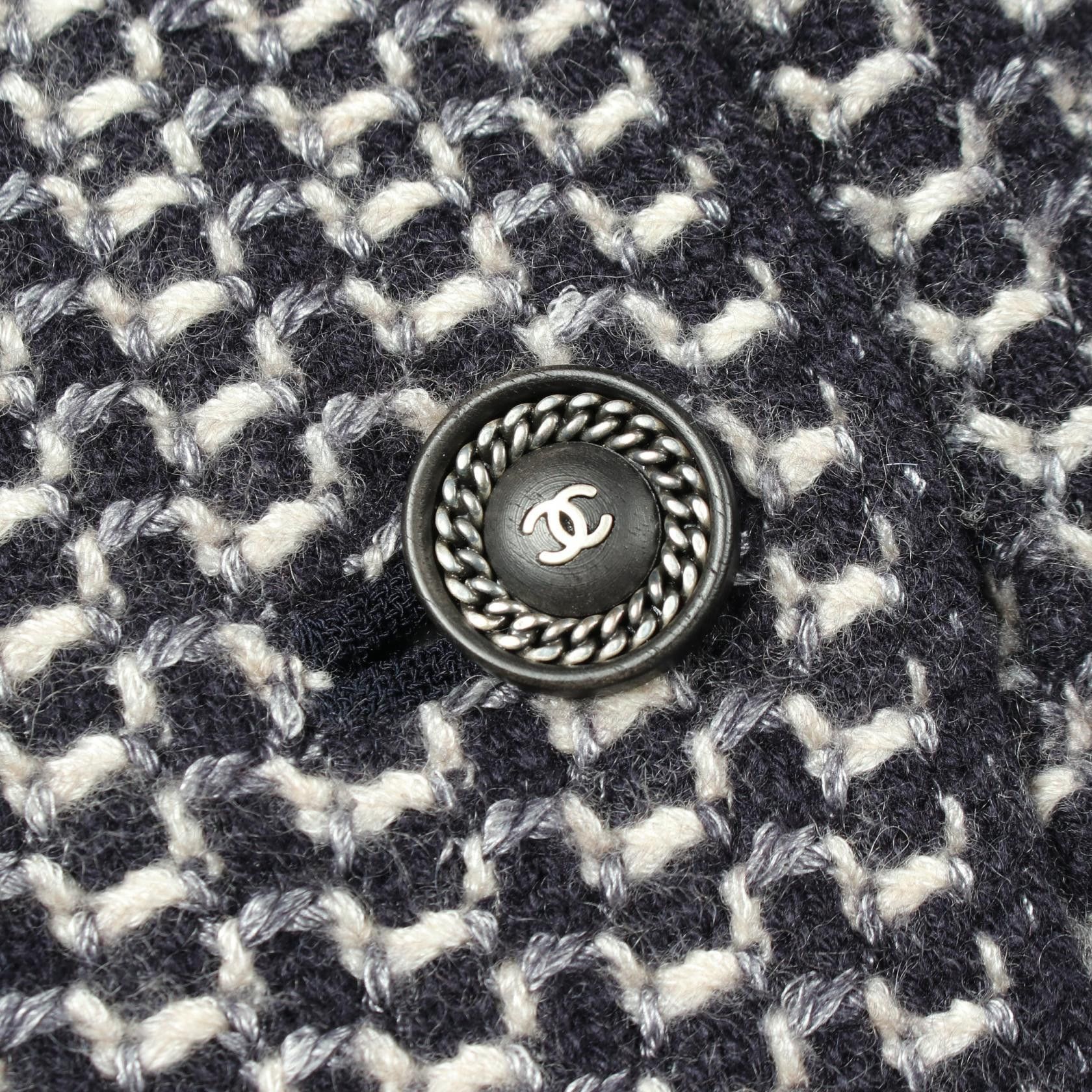 Chanel Chanel Chanel Camellia Button Cashmere Silk Knit Jacket Textile Outerwear P44439K04703 DUTY FREE for USA Size ONE SIZE - 8 Thumbnail