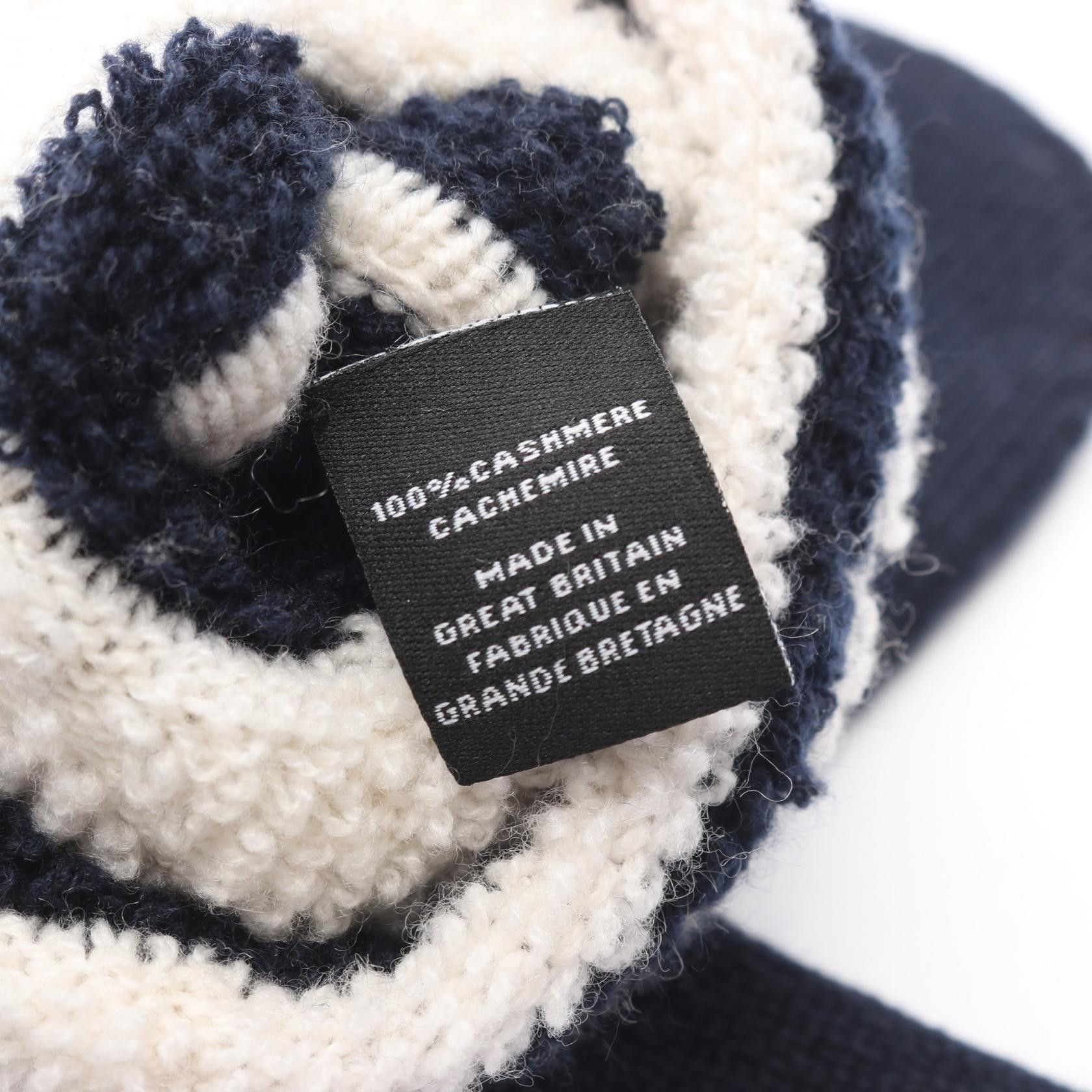 Chanel Chanel Chanel Coco Mark Cashmere Mittens Textile Gloves AA1074X12968 DUTY FREE for USA Size ONE SIZE - 4 Thumbnail