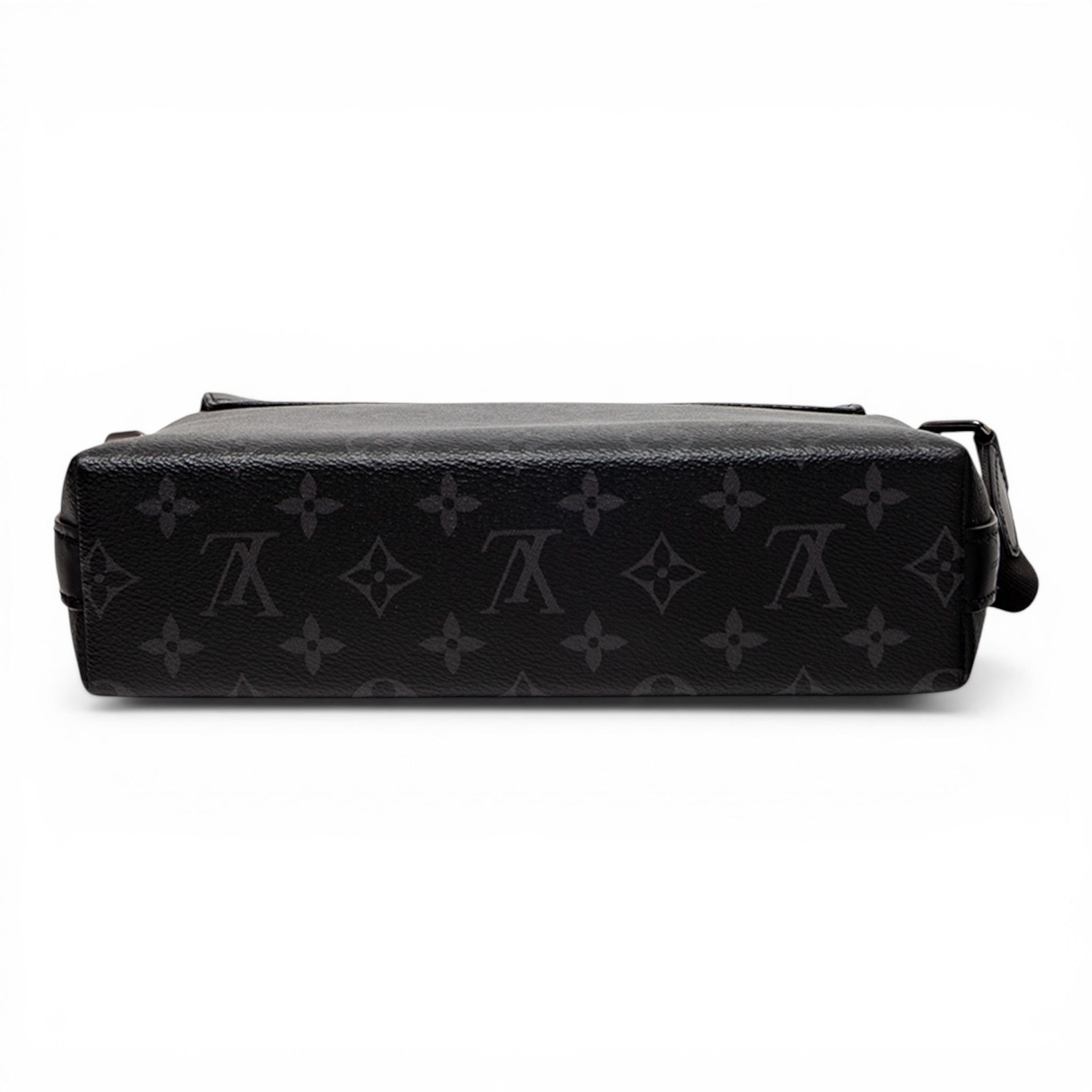 Louis Vuitton District Messenger Bag PM Monogram Eclipse Noir Black Size ONE SIZE - 7 Thumbnail