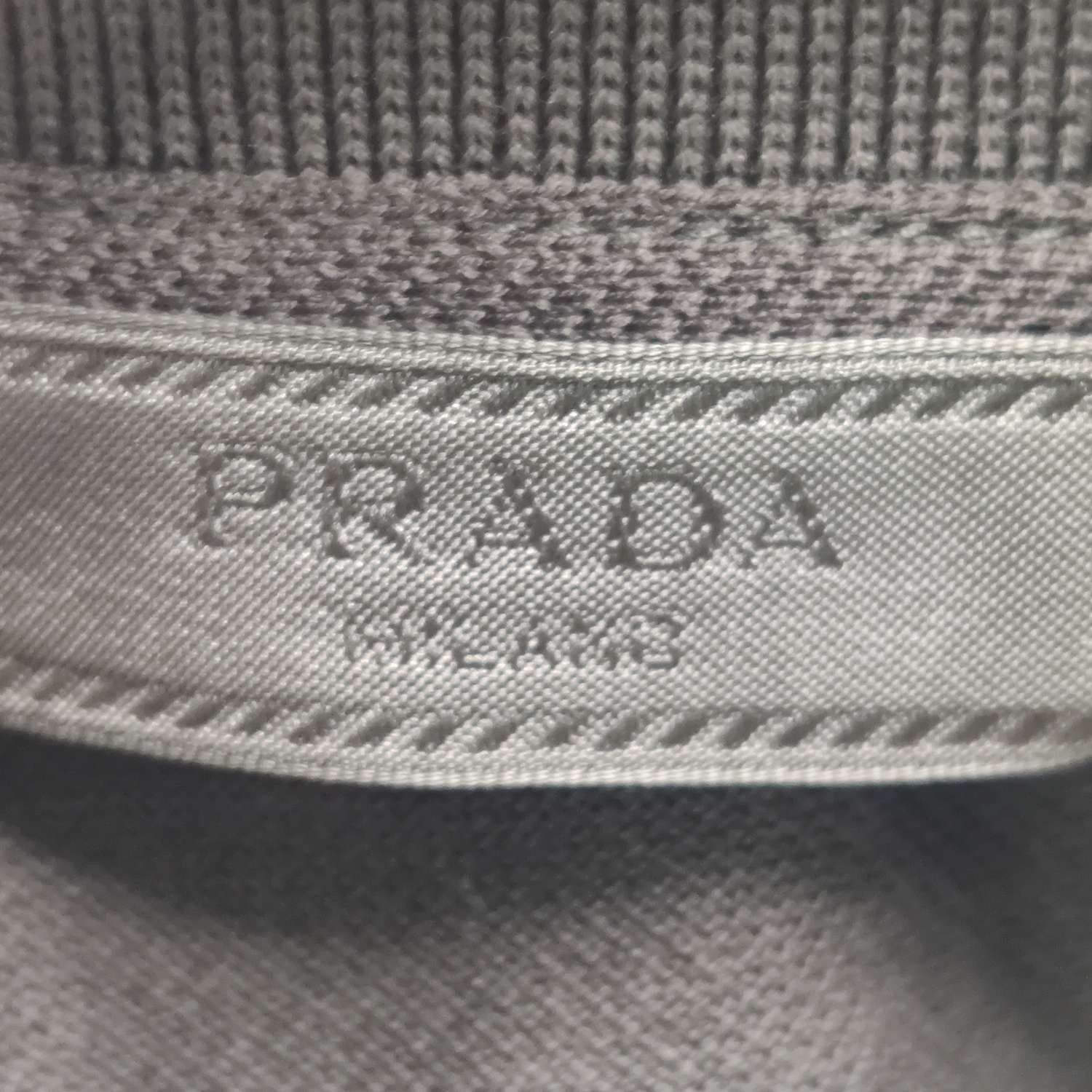 Prada Prada Men m Short Sleeve Shirts Size US M / EU 48-50 / 2 - 4 Thumbnail