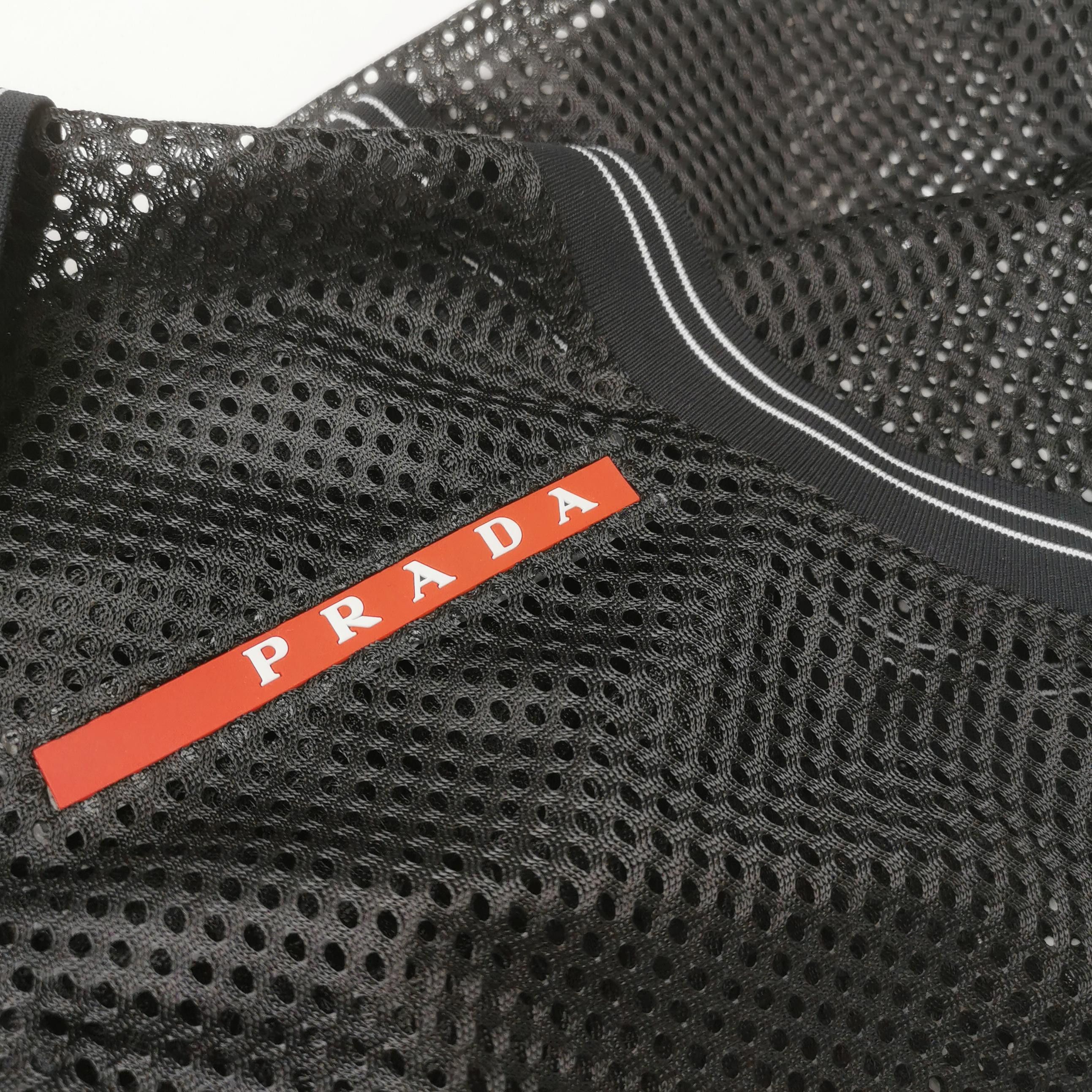 Prada Prada Men m Sleeveless Size US M / EU 48-50 / 2 - 3 Thumbnail