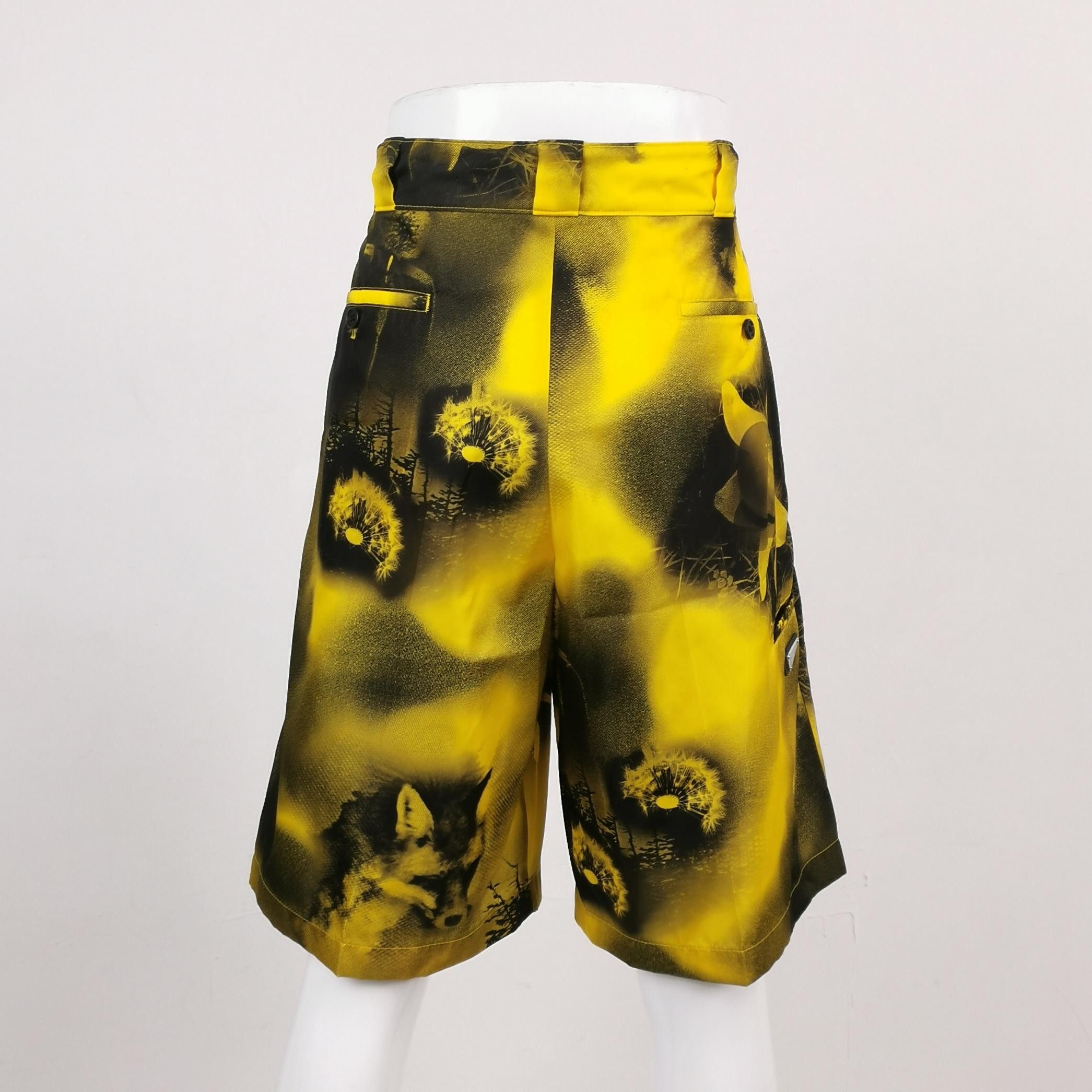 Prada Prada Men 34 Shorts Size US 34 / EU 50 - 2 Thumbnail