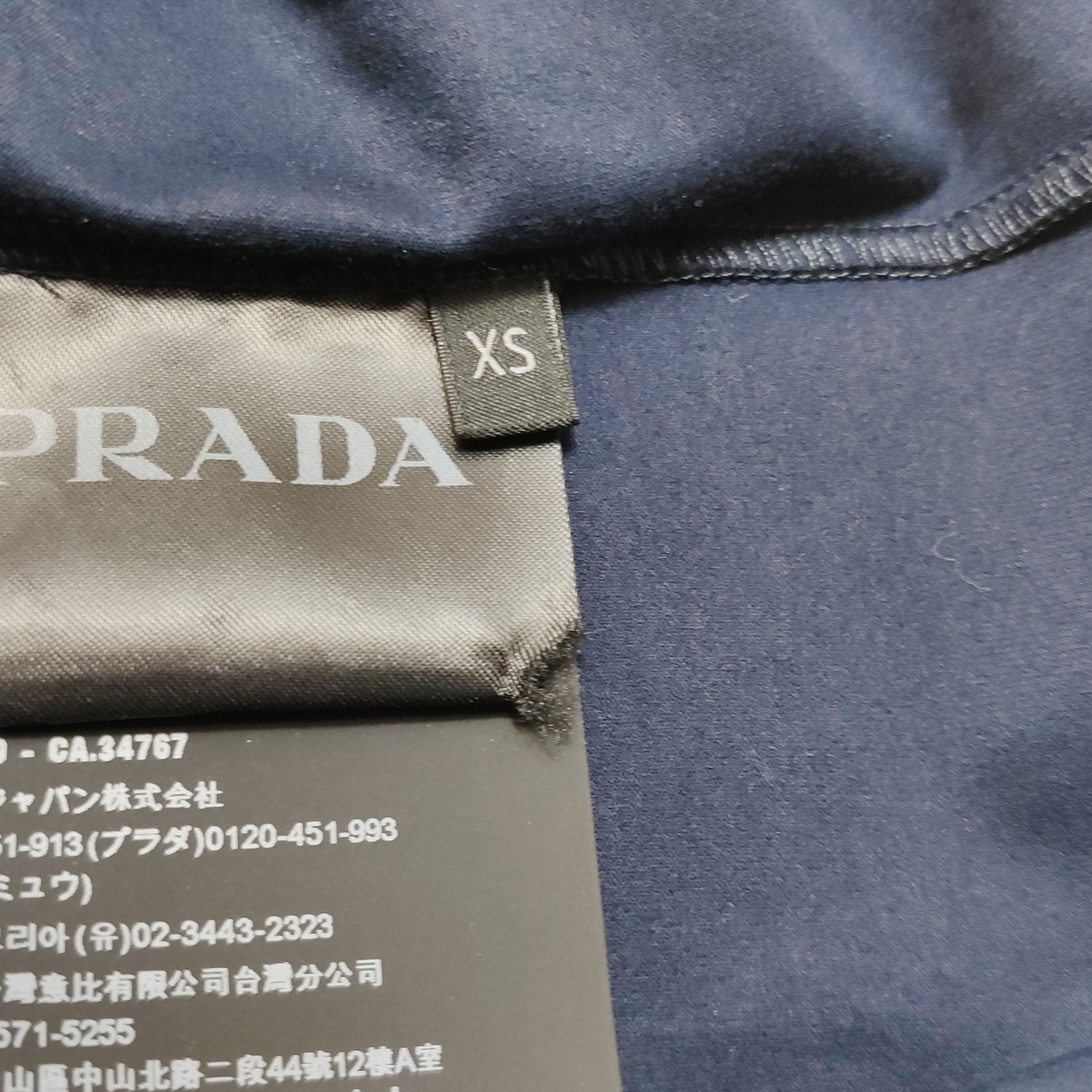 Prada Prada Men xs Short Sleeve Shirts Size US XS / EU 42 / 0 - 9 Thumbnail