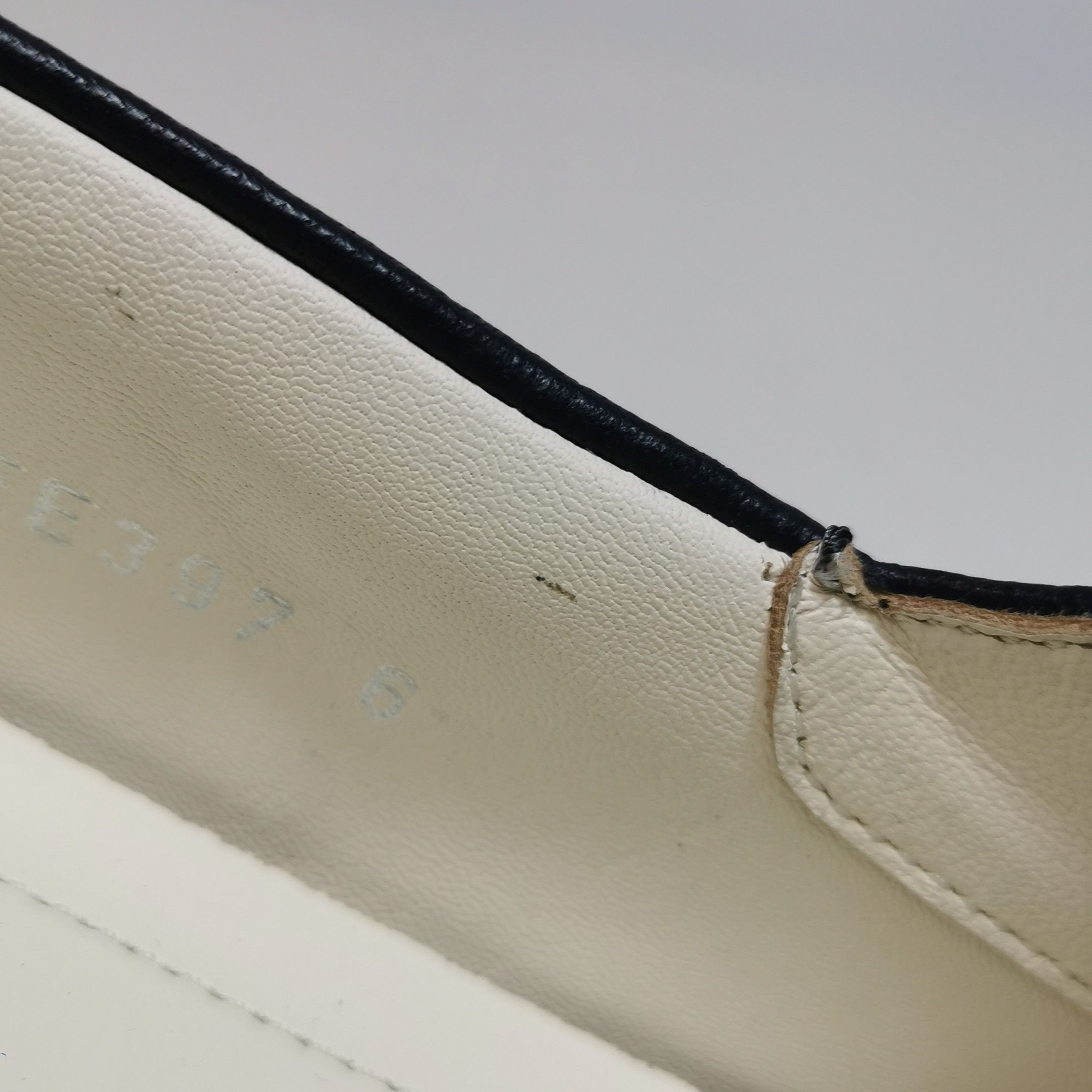 Prada Prada Men 7 Lowtop Sneakers Size US 7 / EU 40 - 8 Thumbnail