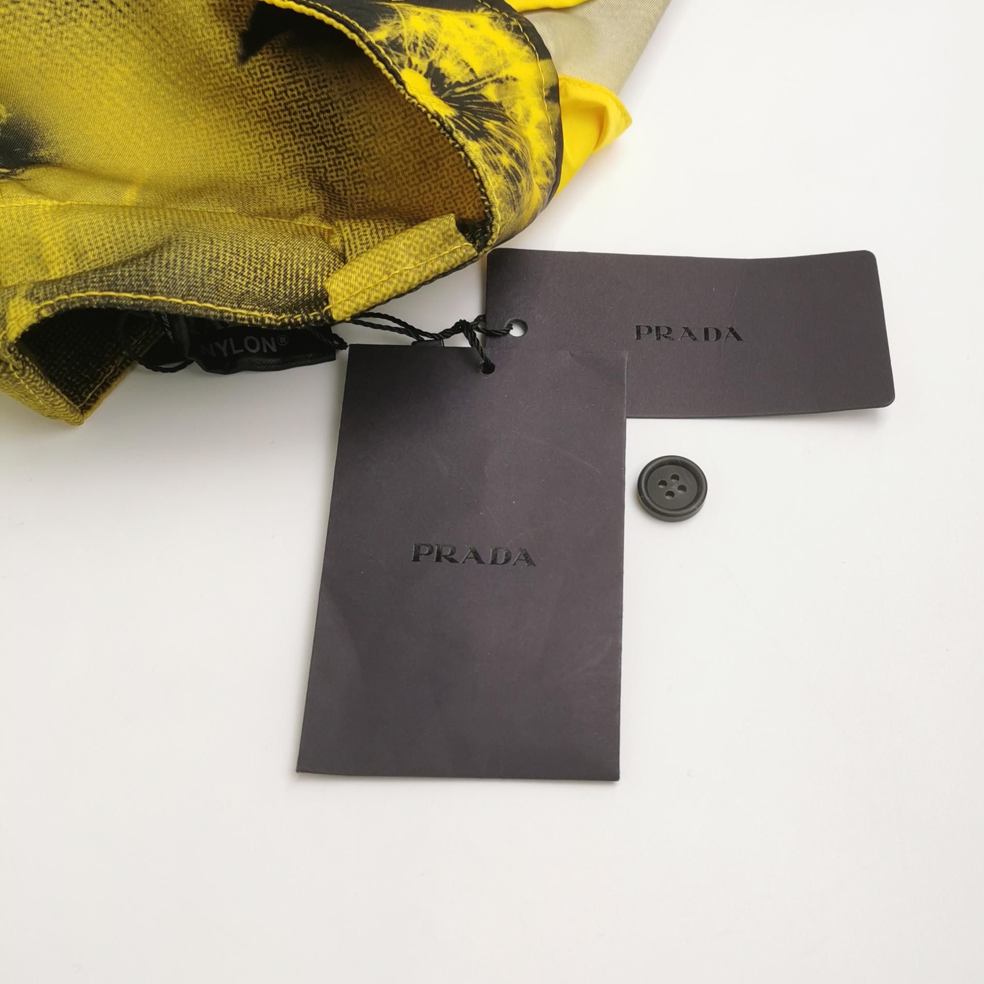 Prada Prada Men 34 Shorts Size US 34 / EU 50 - 4 Thumbnail