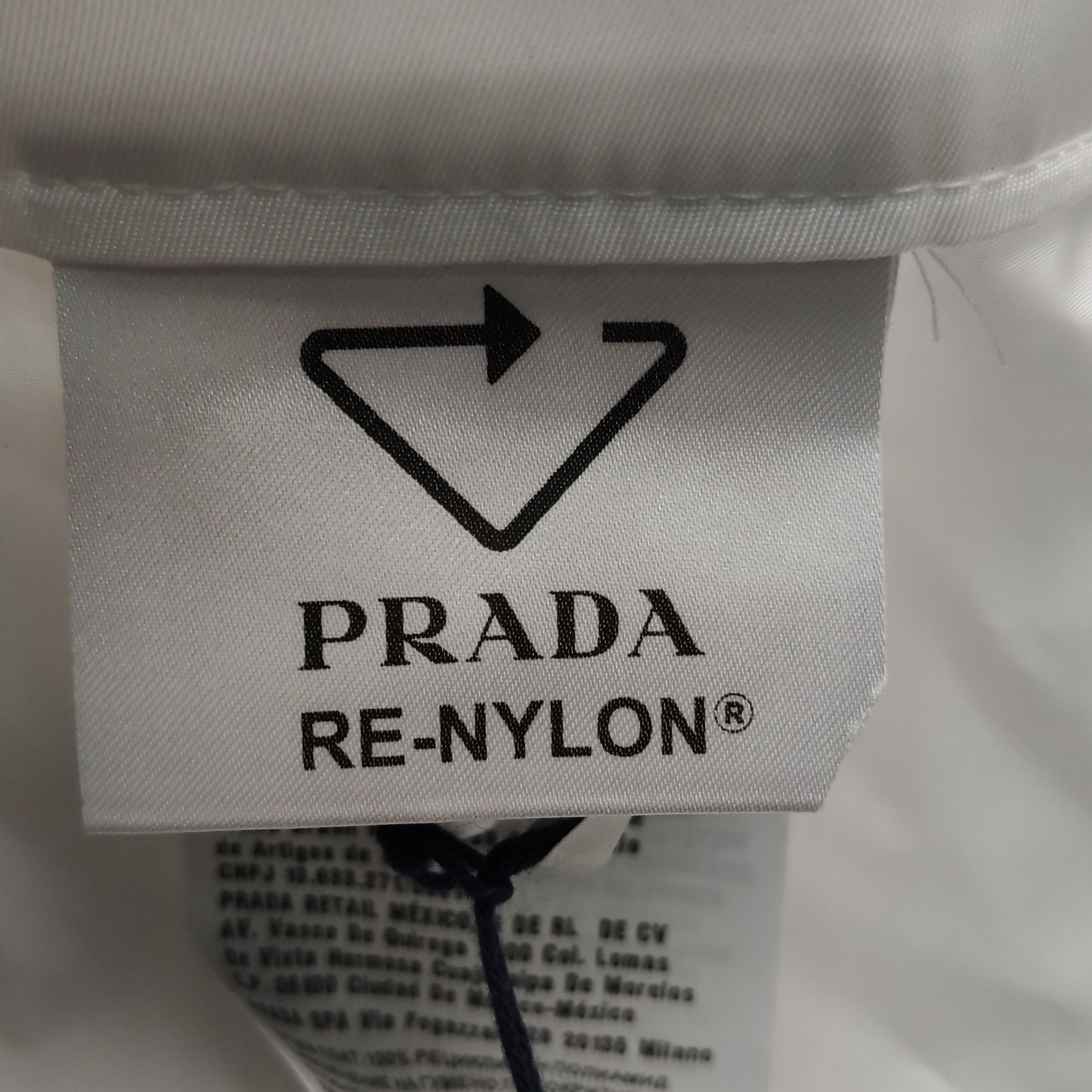 Prada Prada Men 36 Shorts Size US 36 / EU 52 - 10 Thumbnail