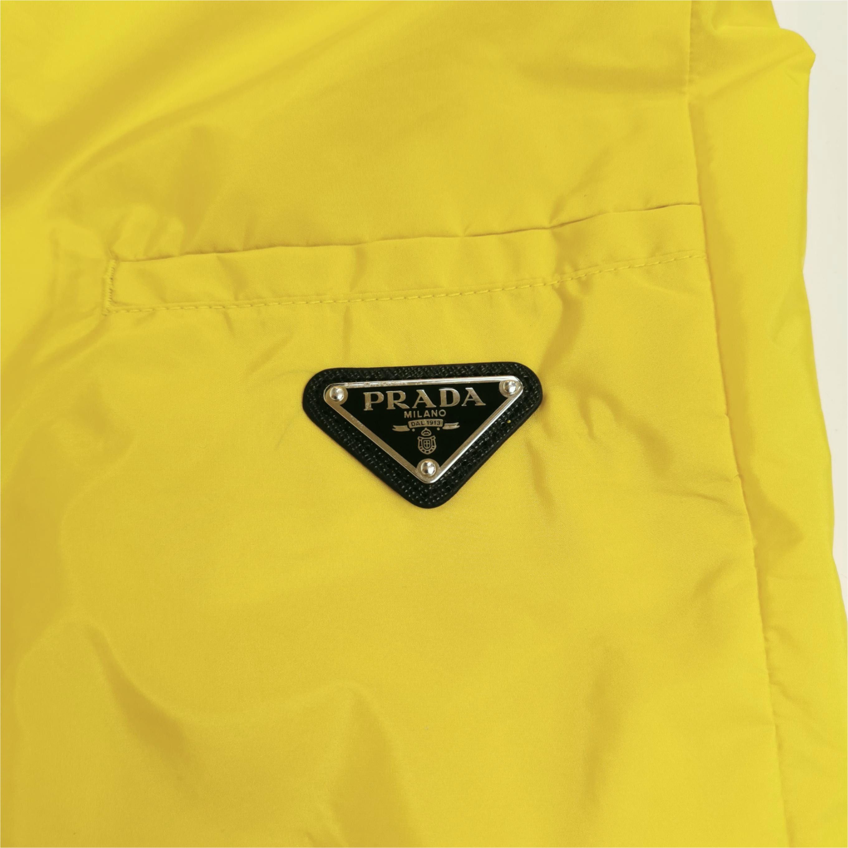 Prada Prada Men 36 Shorts Size US 36 / EU 52 - 3 Thumbnail
