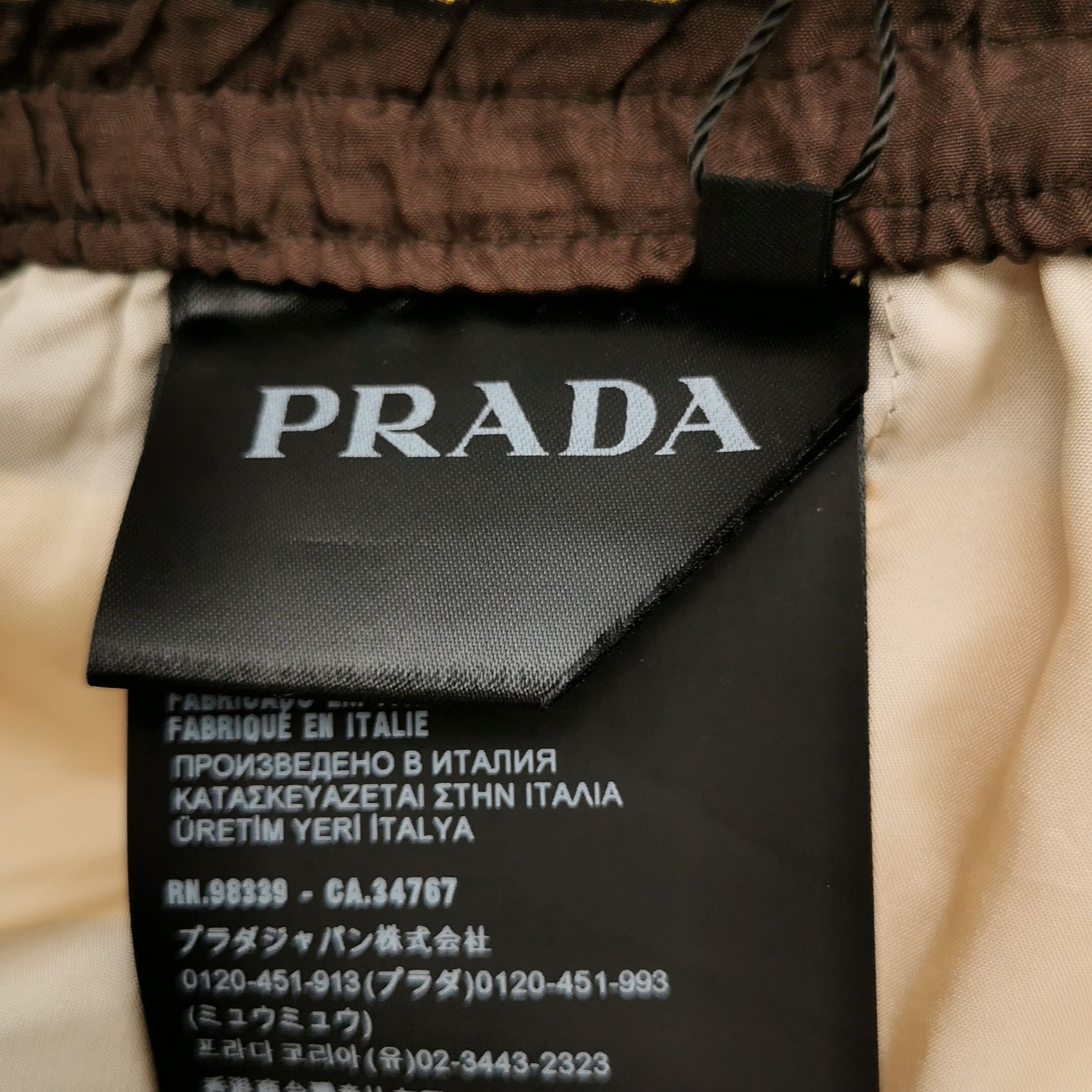 Prada Prada Men 32 Shorts Size US 32 / EU 48 - 11 Thumbnail