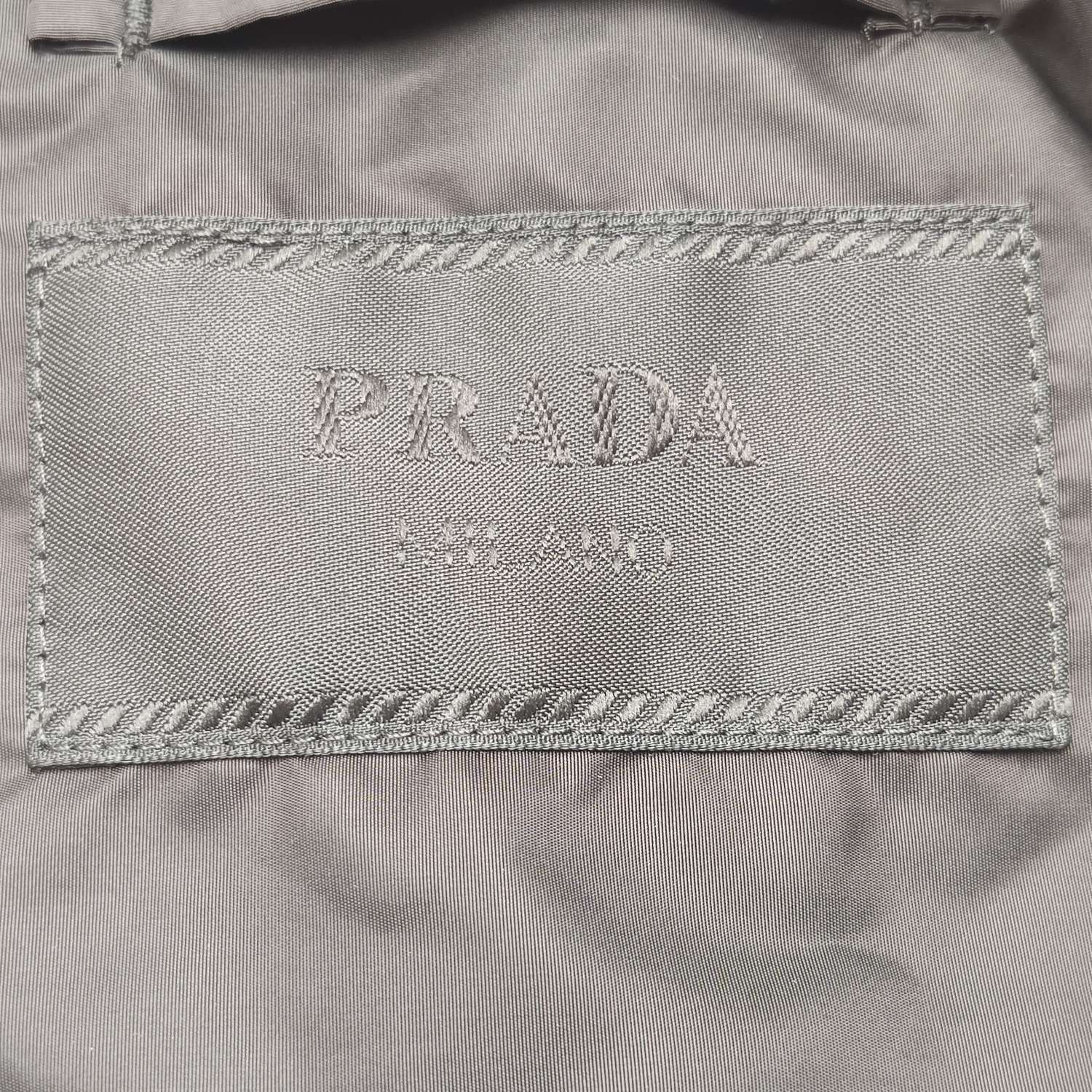Prada Prada Men xs Button Ups Size US XS / EU 42 / 0 - 5 Thumbnail
