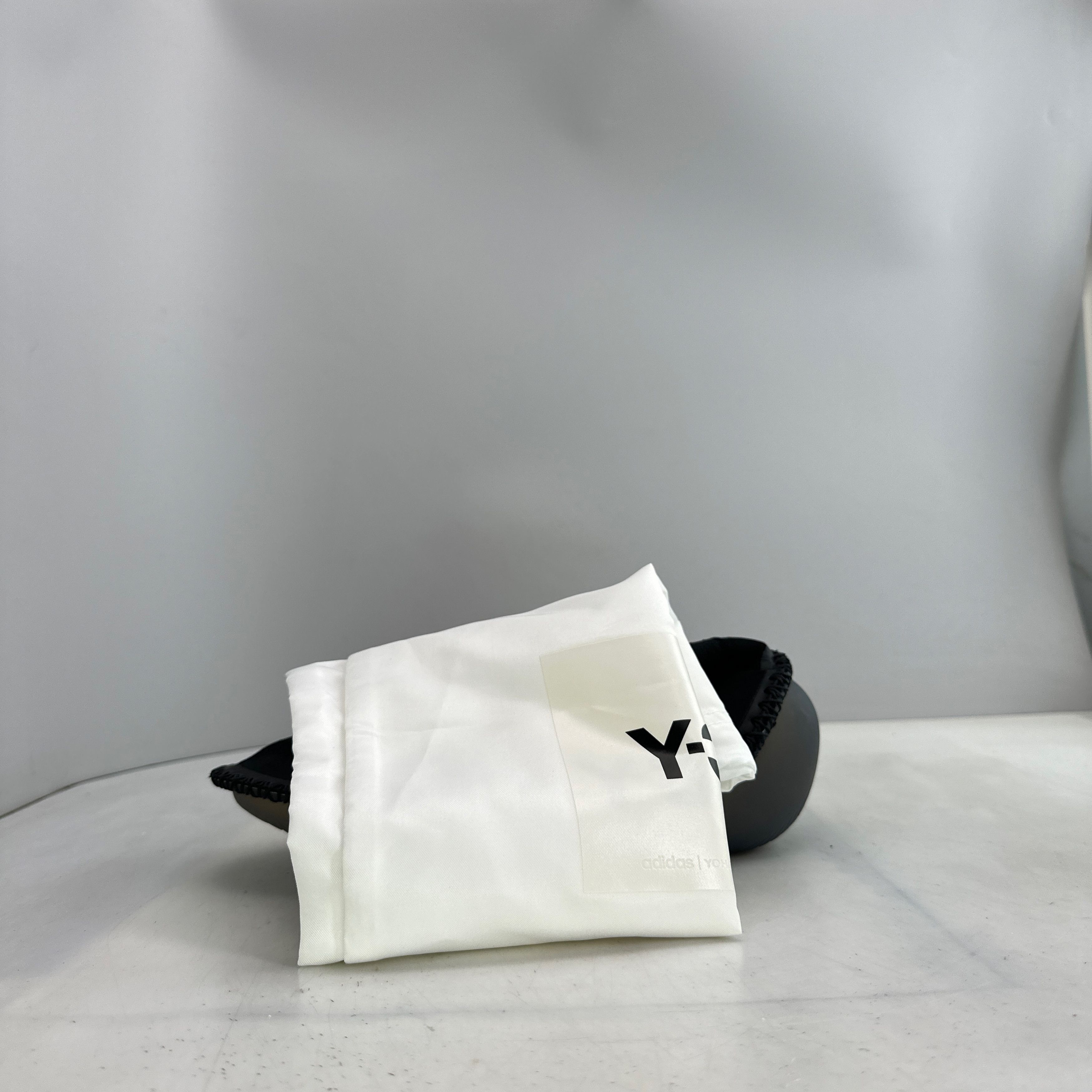 Y-3 Y-3 Itogo Slip On Sneakers Size 36.5 Size US 6.5 / IT 36.5 - 10 Thumbnail