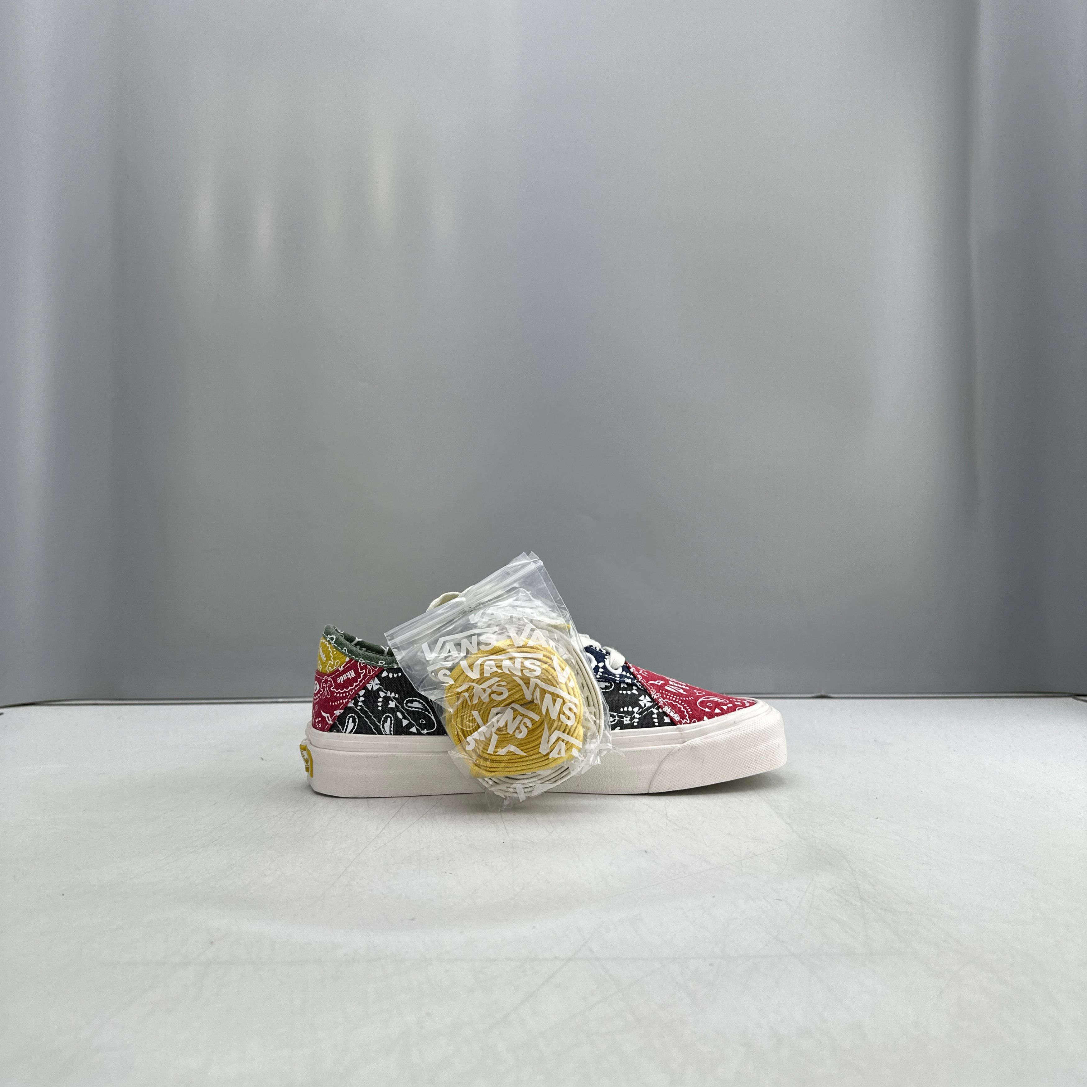 Vans RHUDE x Vans Diamo Ni Paisley Low-Top Sneakers Size 5 Size US 5 / EU 37 - 10 Thumbnail