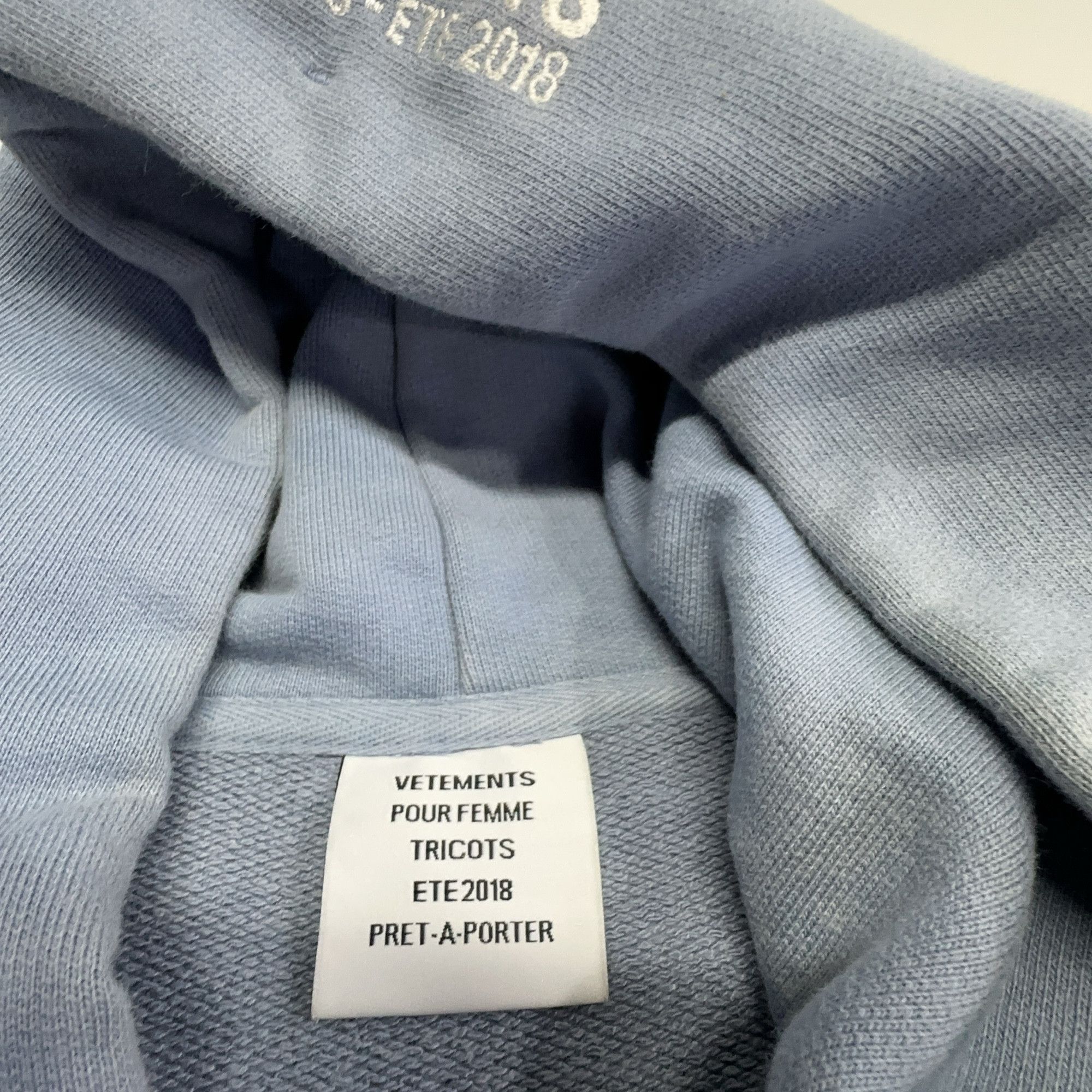 Vetements Vetements Unicorns and Rainbows Hoodie Size S Size S / US 4 / IT 40 - 3 Thumbnail
