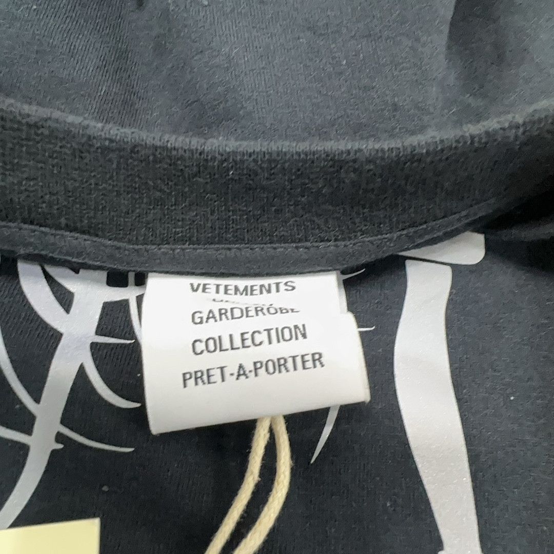 Vetements Vetements Star Girl Print T-Shirt Size XS Size US XS / EU 42 / 0 - 4 Thumbnail