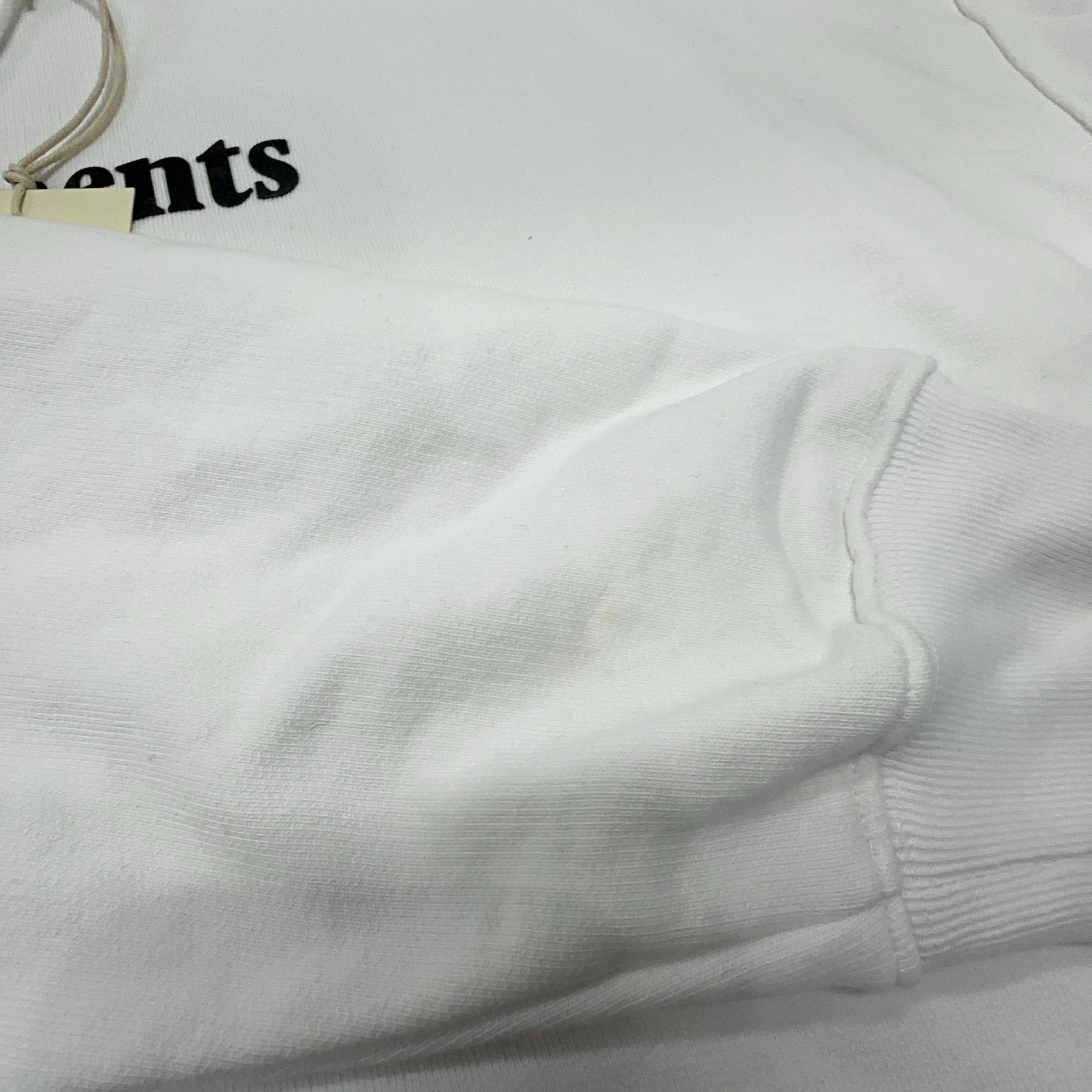 Vetements Vetements Logo Hoodie Size M Size US M / EU 48-50 / 2 - 9 Thumbnail
