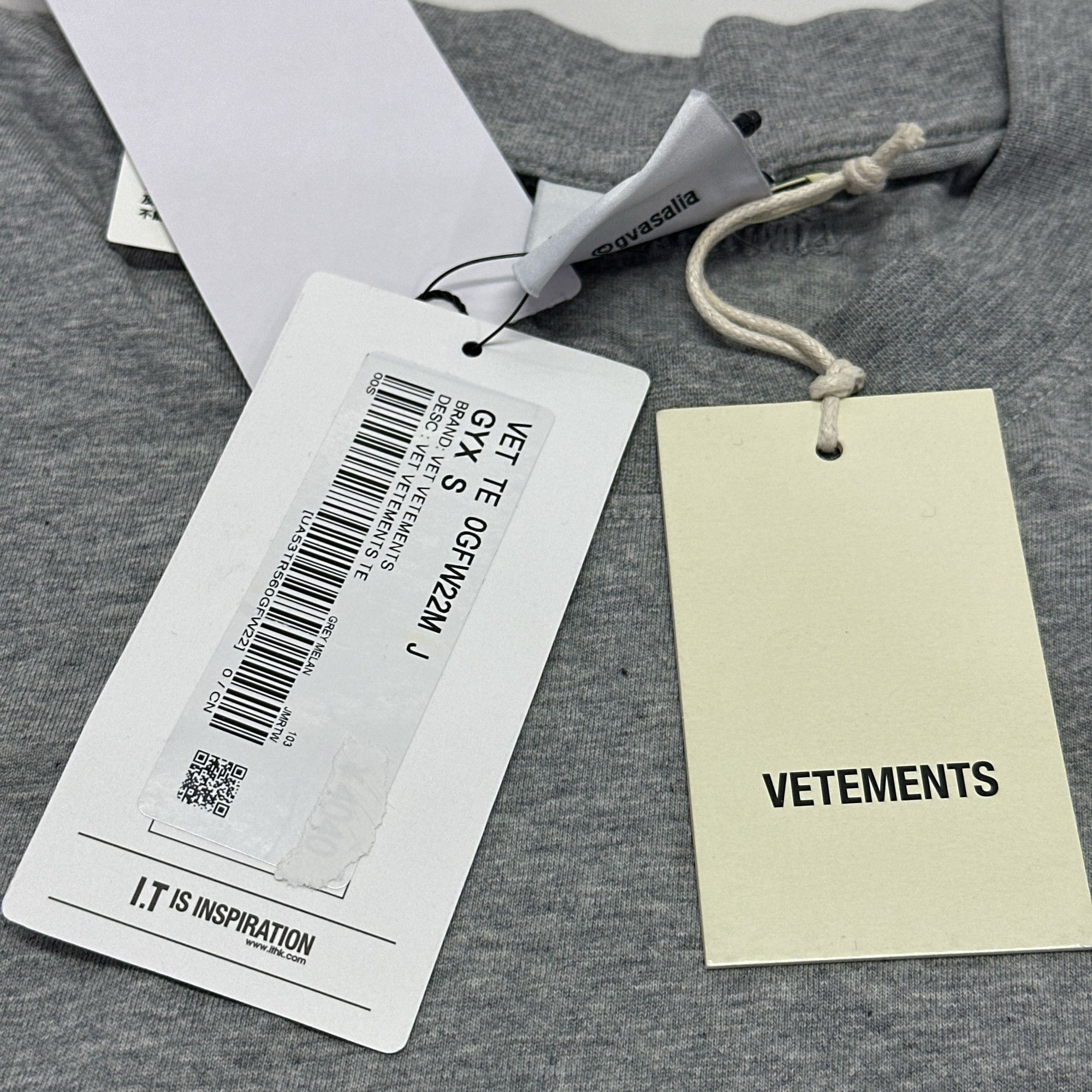 Vetements Vetements Heart Handshake T-Shirt Size S Size US S / EU 44-46 / 1 - 4 Thumbnail