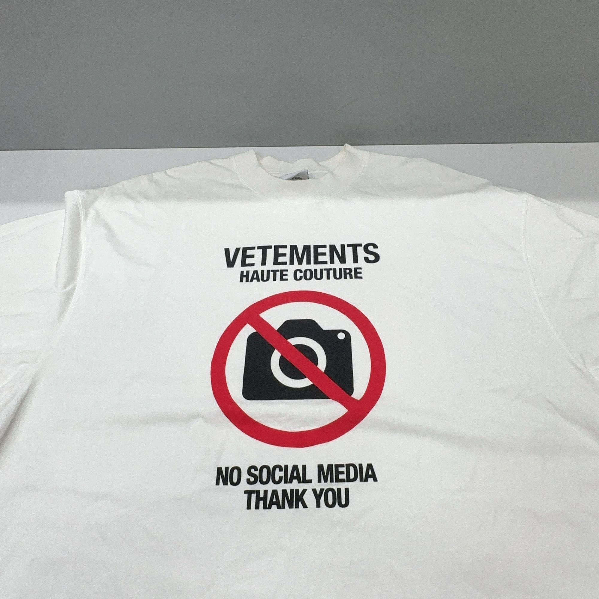 Vetements Vetements No Social Media T-Shirt Size S Size US S / EU 44-46 / 1 - 8 Thumbnail