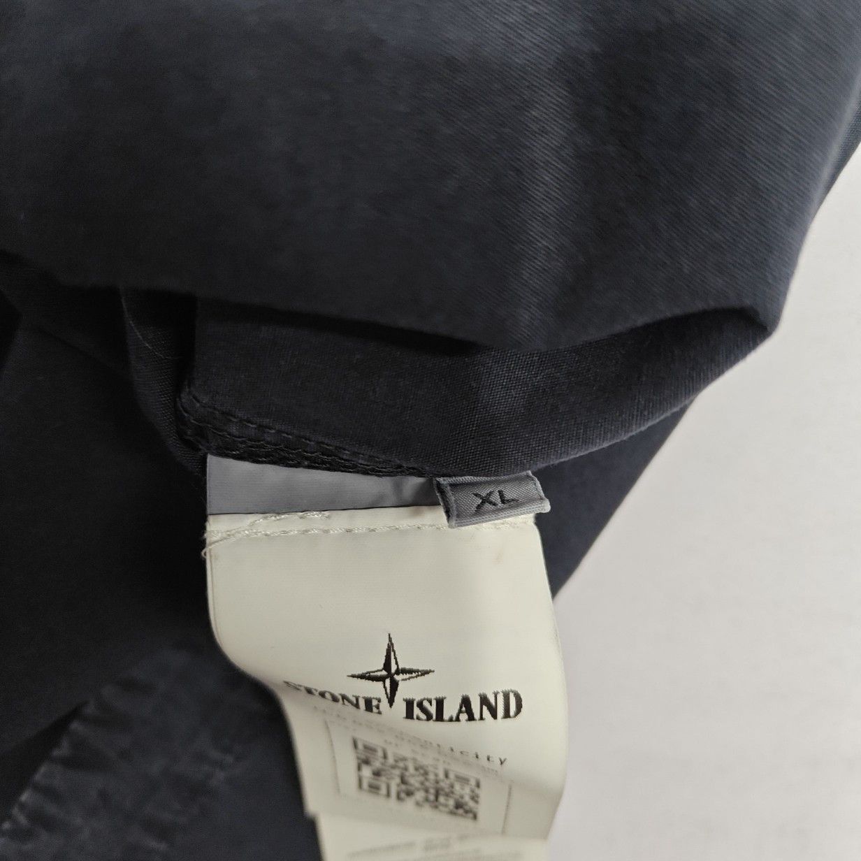 Stone Island Stone Island Patch Hooded Light Jacket XL Size US XL / EU 56 / 4 - 4 Thumbnail