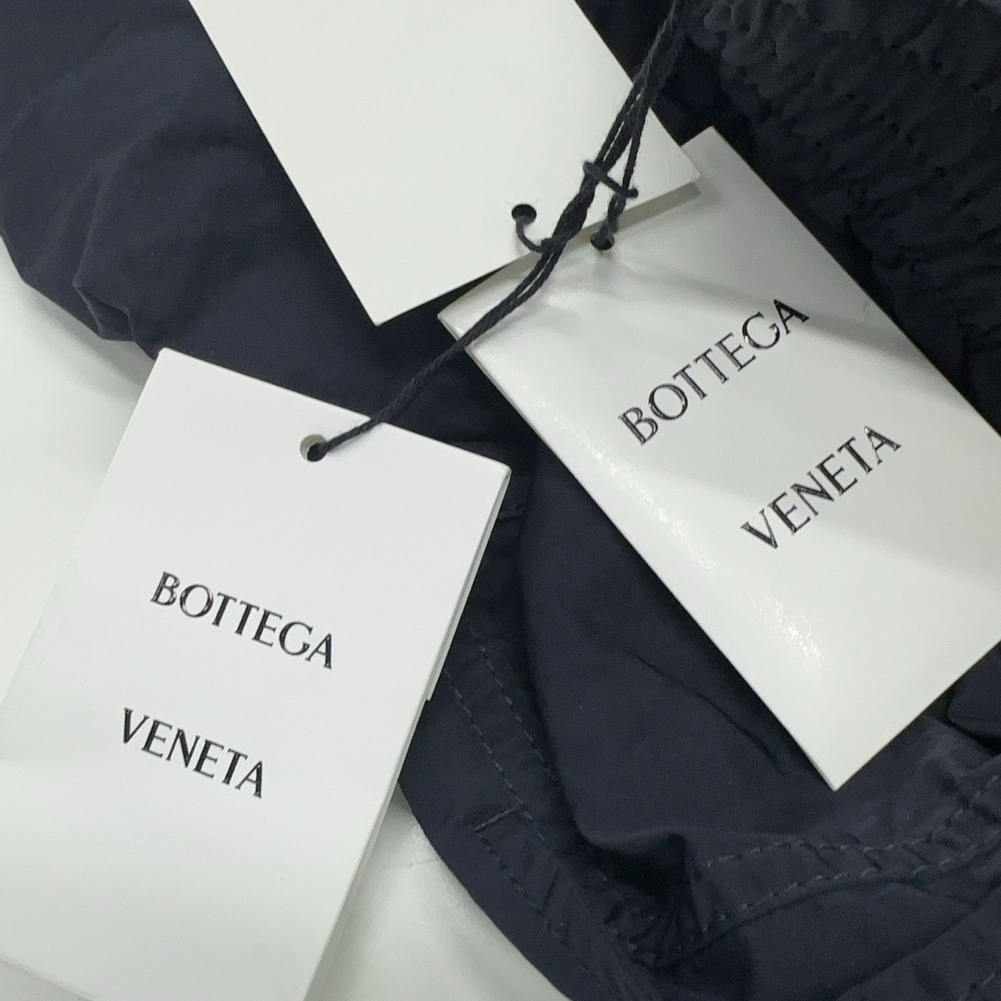 Bottega Veneta Bottega Veneta Nylon Cargo Shorts Size S Size US 30 / EU 46 - 5 Thumbnail