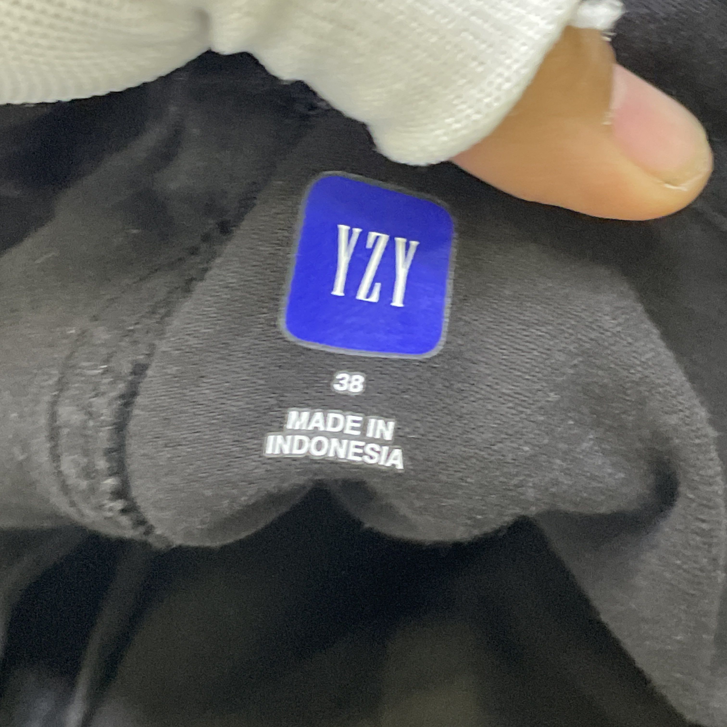 Yeezy Yeezy x Gap Black Casual Pants Size 38 Size US 38 / EU 54 - 2 Thumbnail
