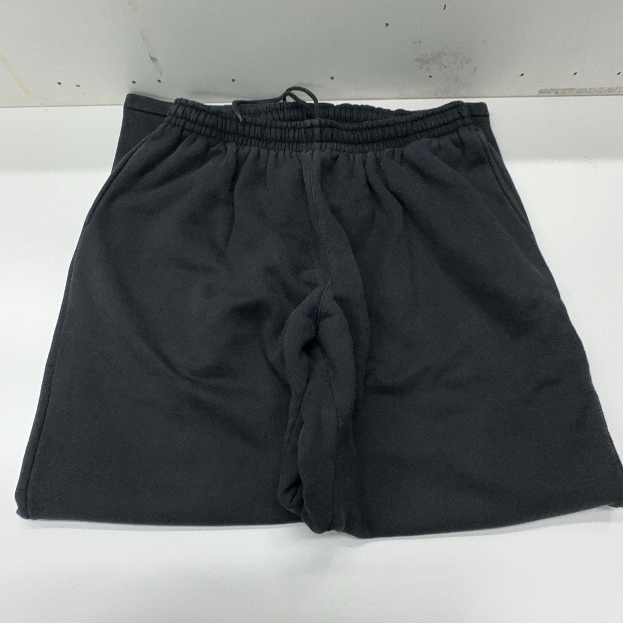 Balenciaga Balenciaga Solid Sweatpants Size L Size US 34 / EU 50 - 7 Thumbnail
