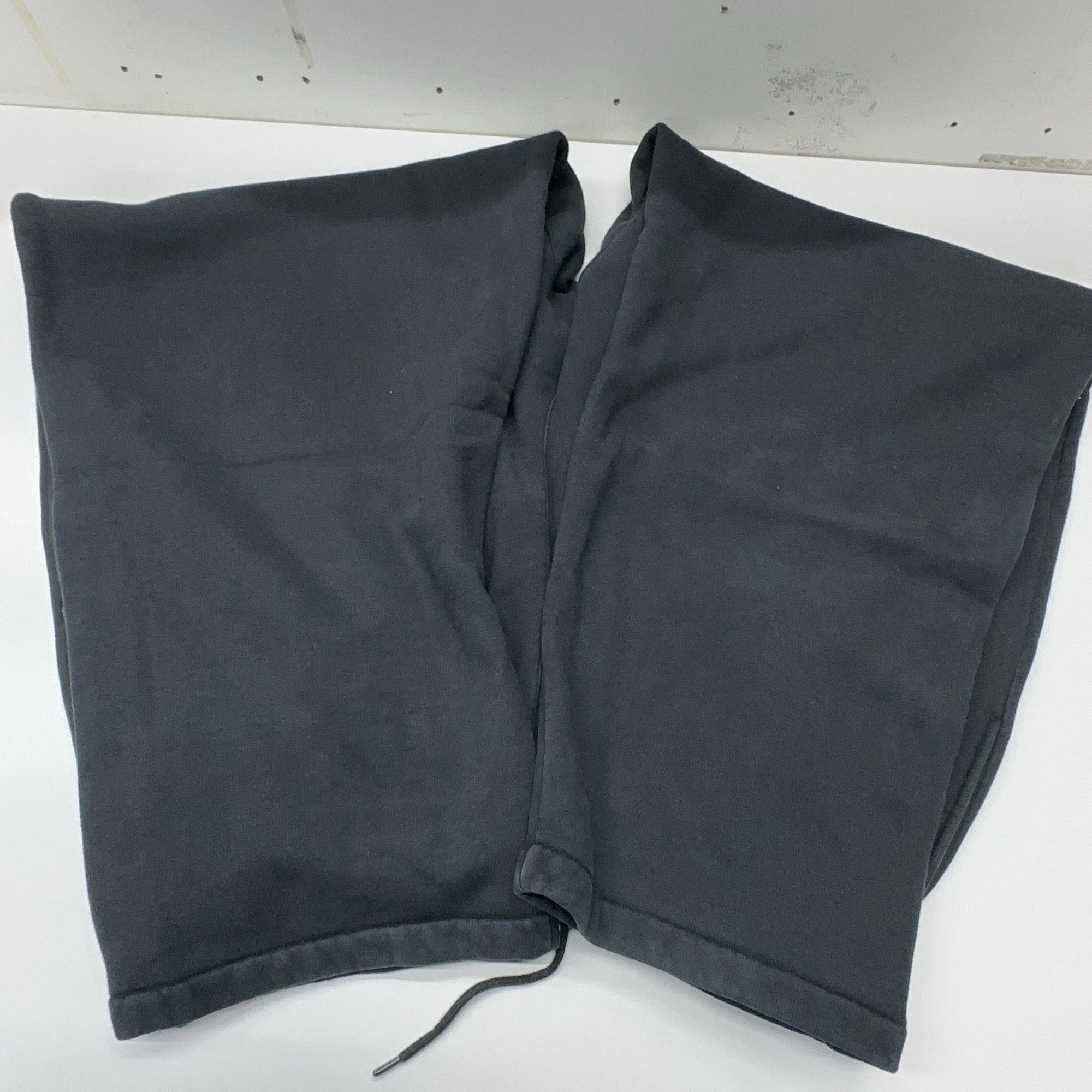 Balenciaga Balenciaga Solid Sweatpants Size L Size US 34 / EU 50 - 10 Thumbnail