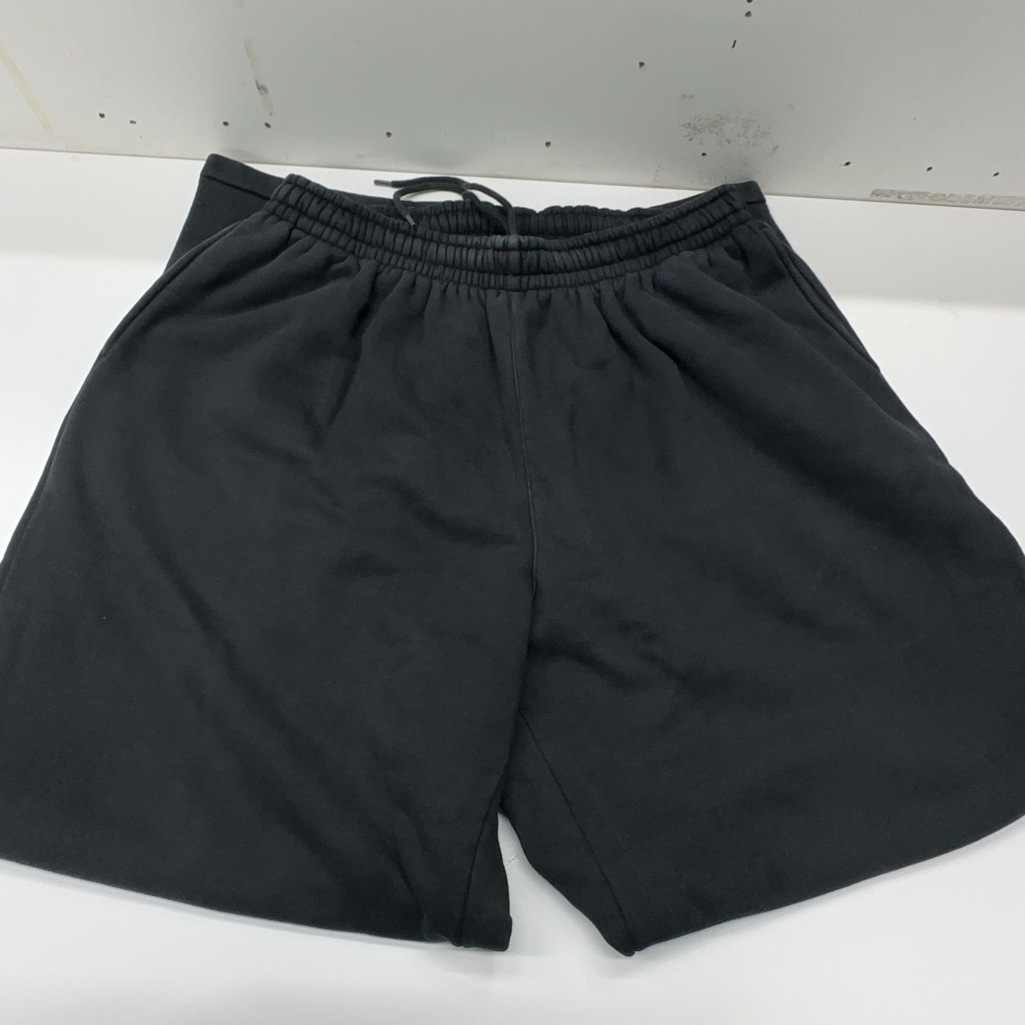 Balenciaga Balenciaga Solid Sweatpants Size L Size US 34 / EU 50 - 6 Thumbnail