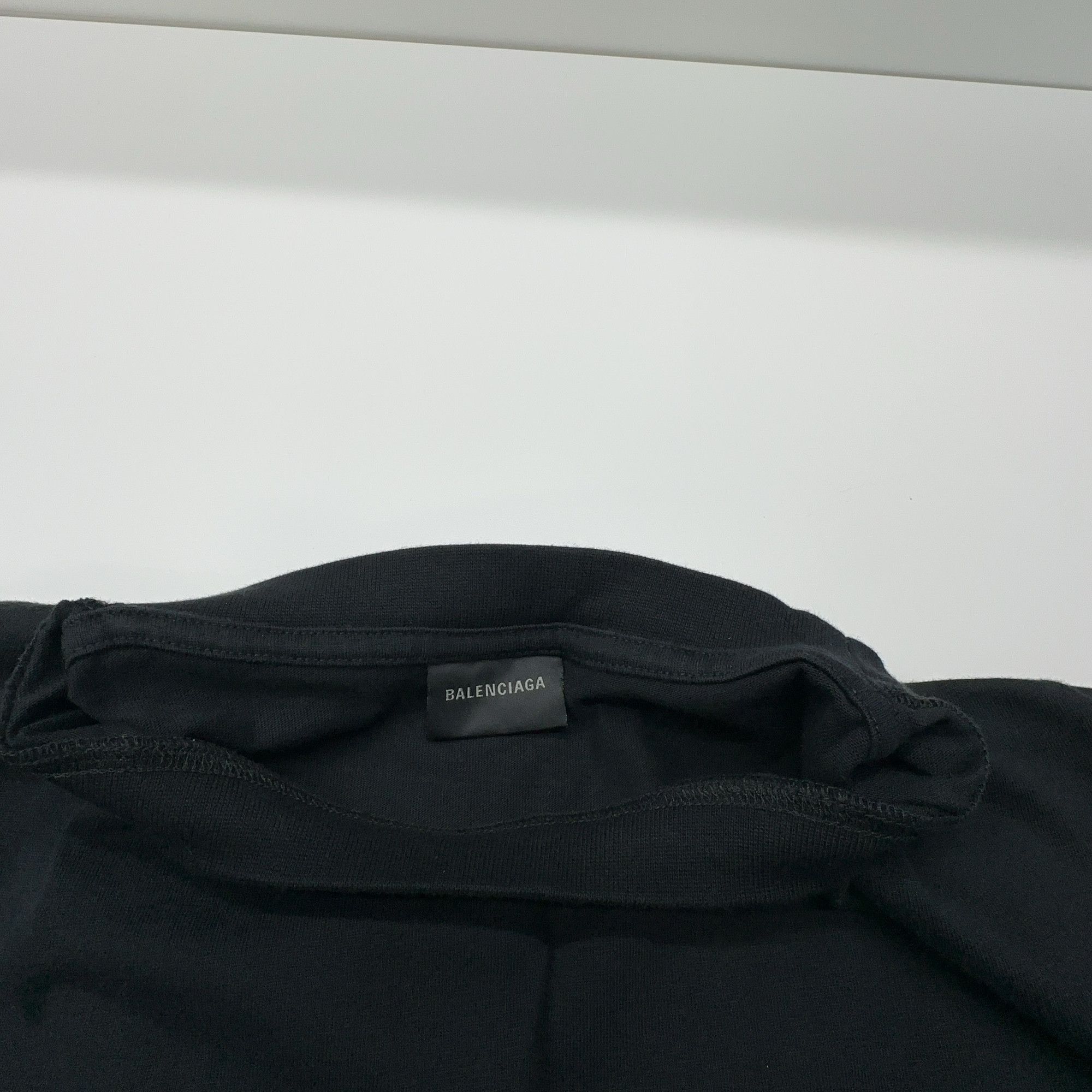 Balenciaga Balenciaga Wave Logo T-Shirt Size L Size US L / EU 52-54 / 3 - 13 Thumbnail