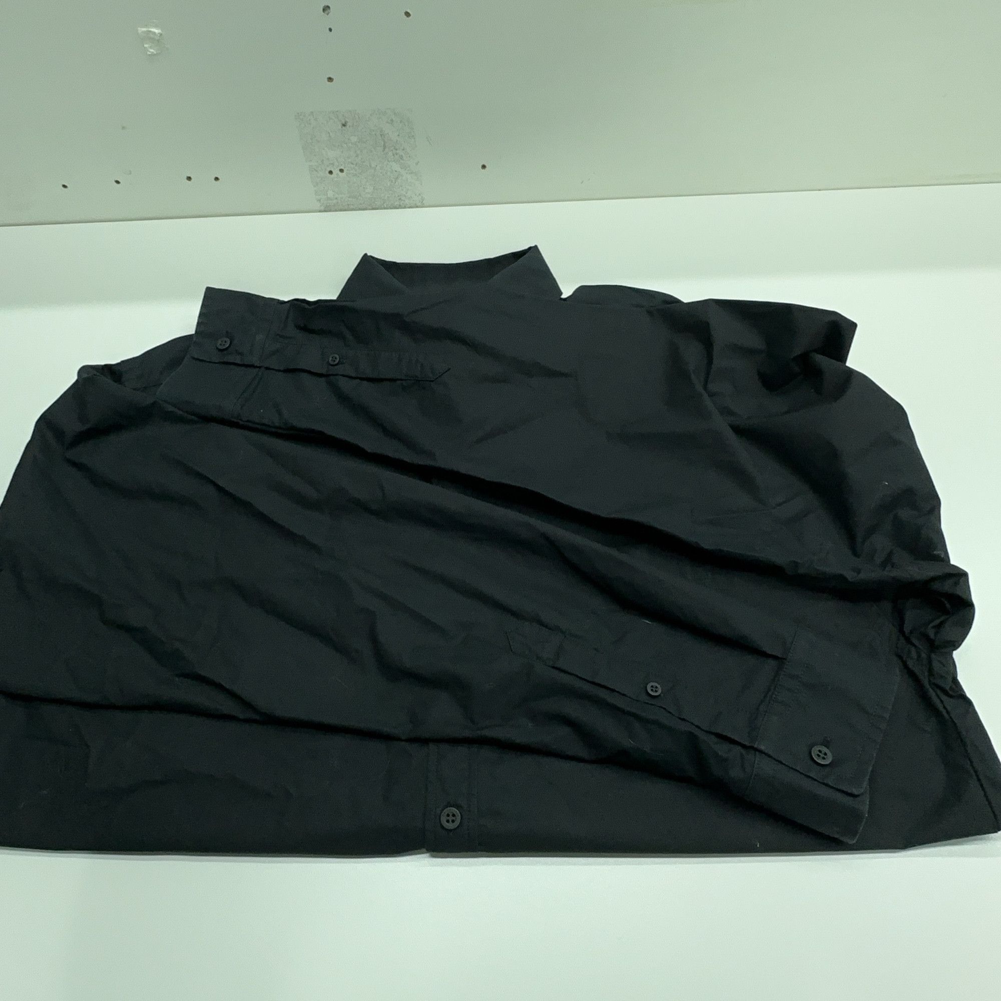 Balenciaga Balenciaga Tape Logo Button Up Shirt Size S Size US S / EU 44-46 / 1 - 7 Thumbnail
