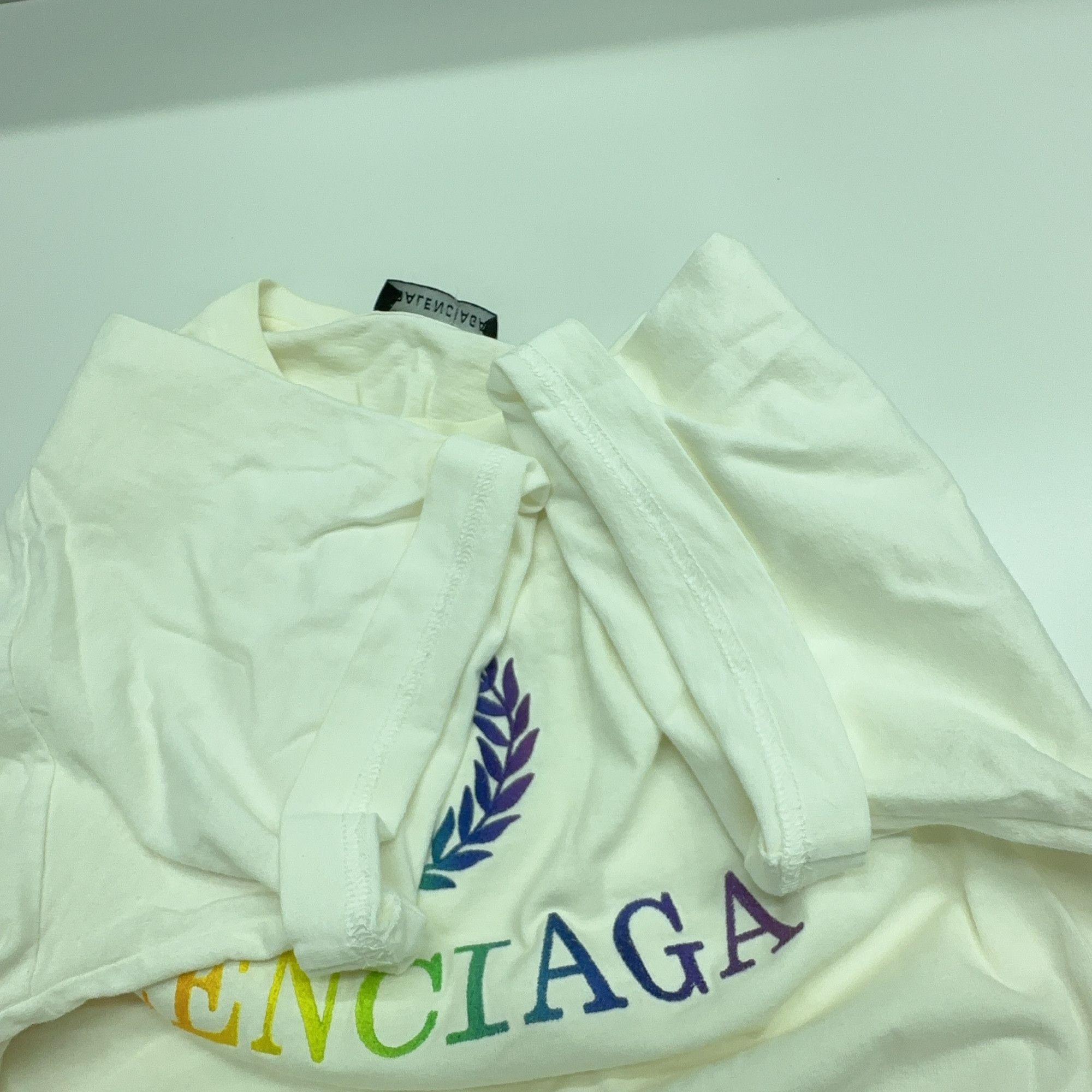 Balenciaga Balenciaga Rainbow Logo T-Shirt Size M Size US M / EU 48-50 / 2 - 9 Thumbnail
