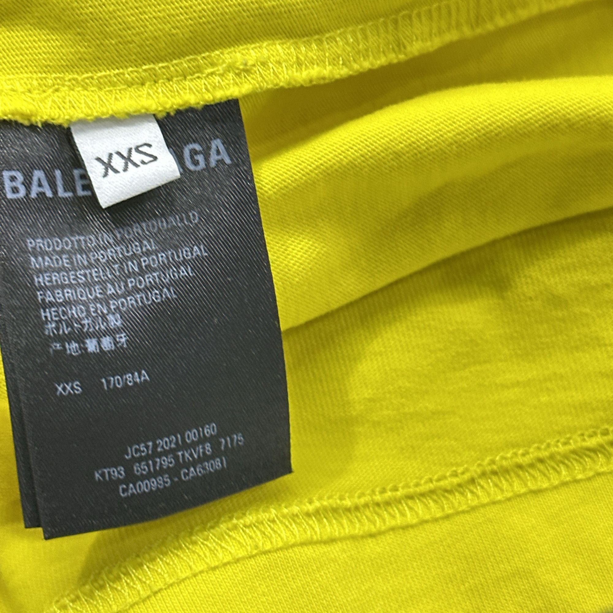 Balenciaga Balenciaga Paris Graphic T-Shirt Yellow Size XXS Size US XXS / EU 40 - 6 Thumbnail