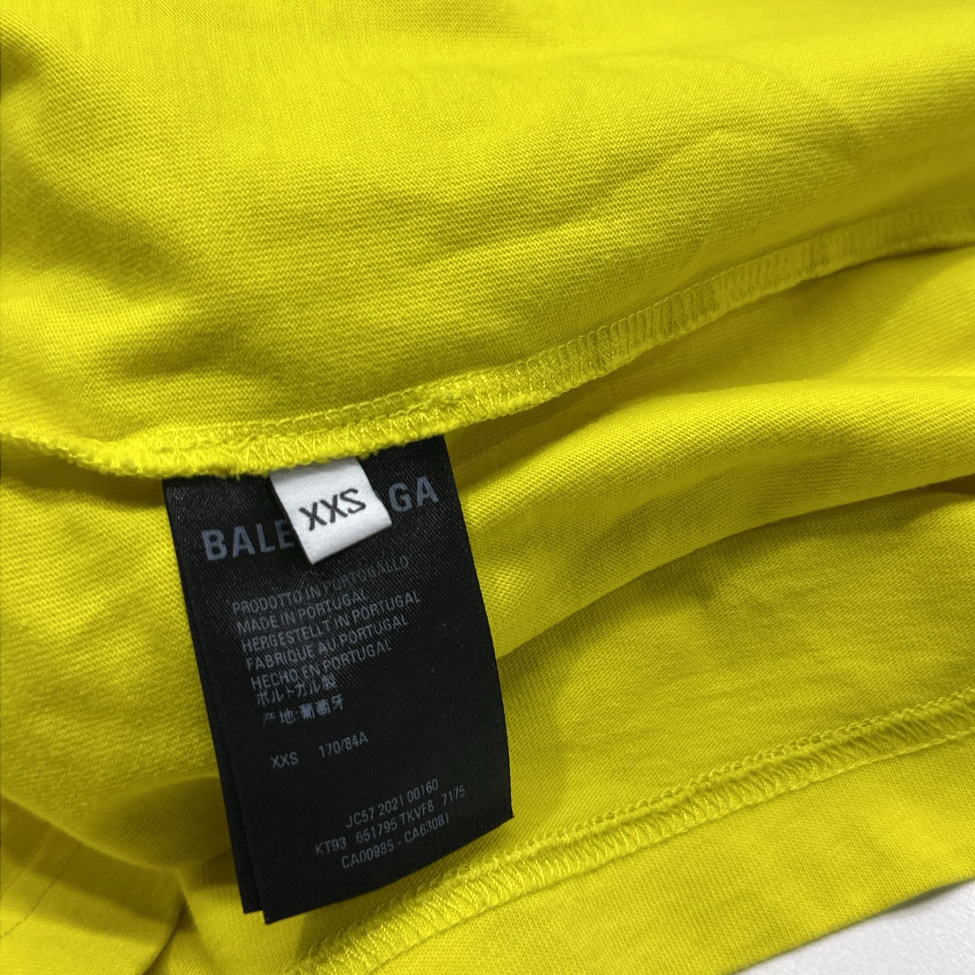 Balenciaga Balenciaga Paris Graphic T-Shirt Yellow Size XXS Size US XXS / EU 40 - 5 Thumbnail