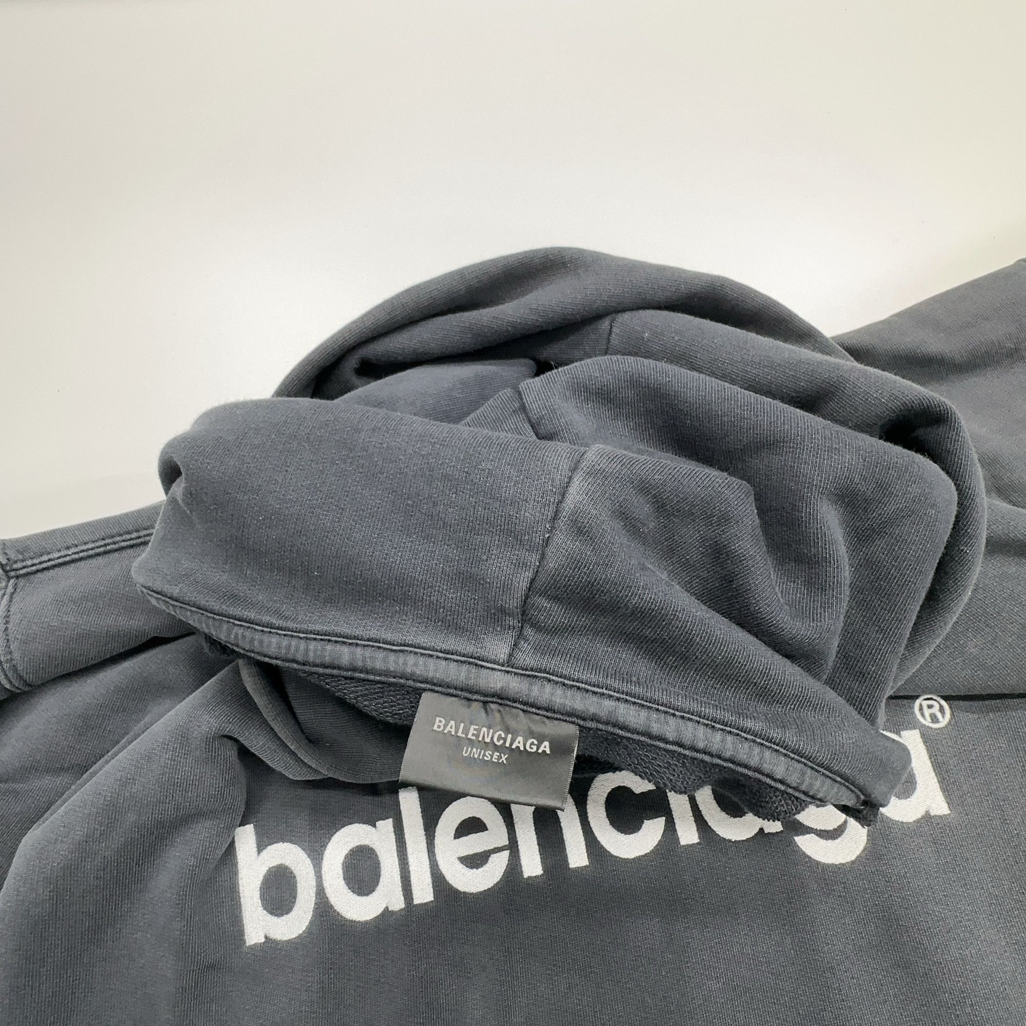 Balenciaga Balenciaga Logo Hoodie Size S Size US S / EU 44-46 / 1 - 5 Thumbnail