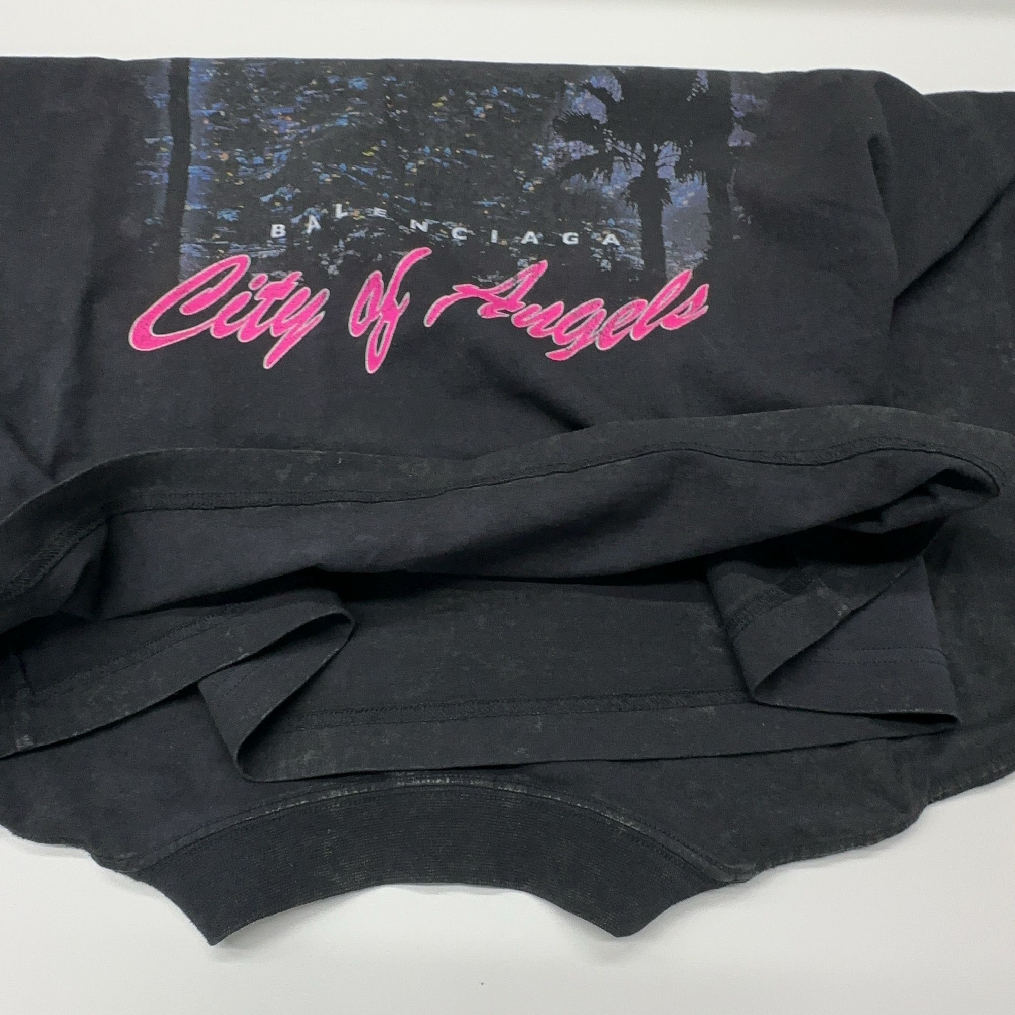 Balenciaga Balenciaga City of Angels Graphic T-Shirt Size M Size US M / EU 48-50 / 2 - 9 Thumbnail