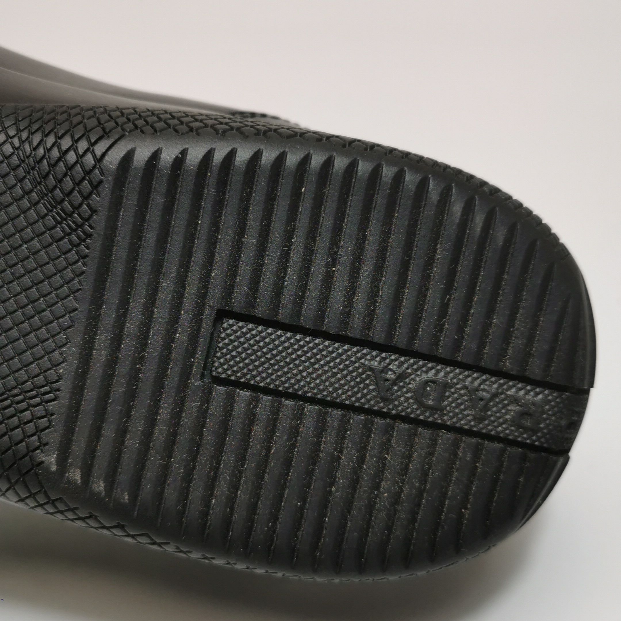 Prada Prada Men 9 Lowtop Sneakers Size US 9 / EU 42 - 12 Thumbnail