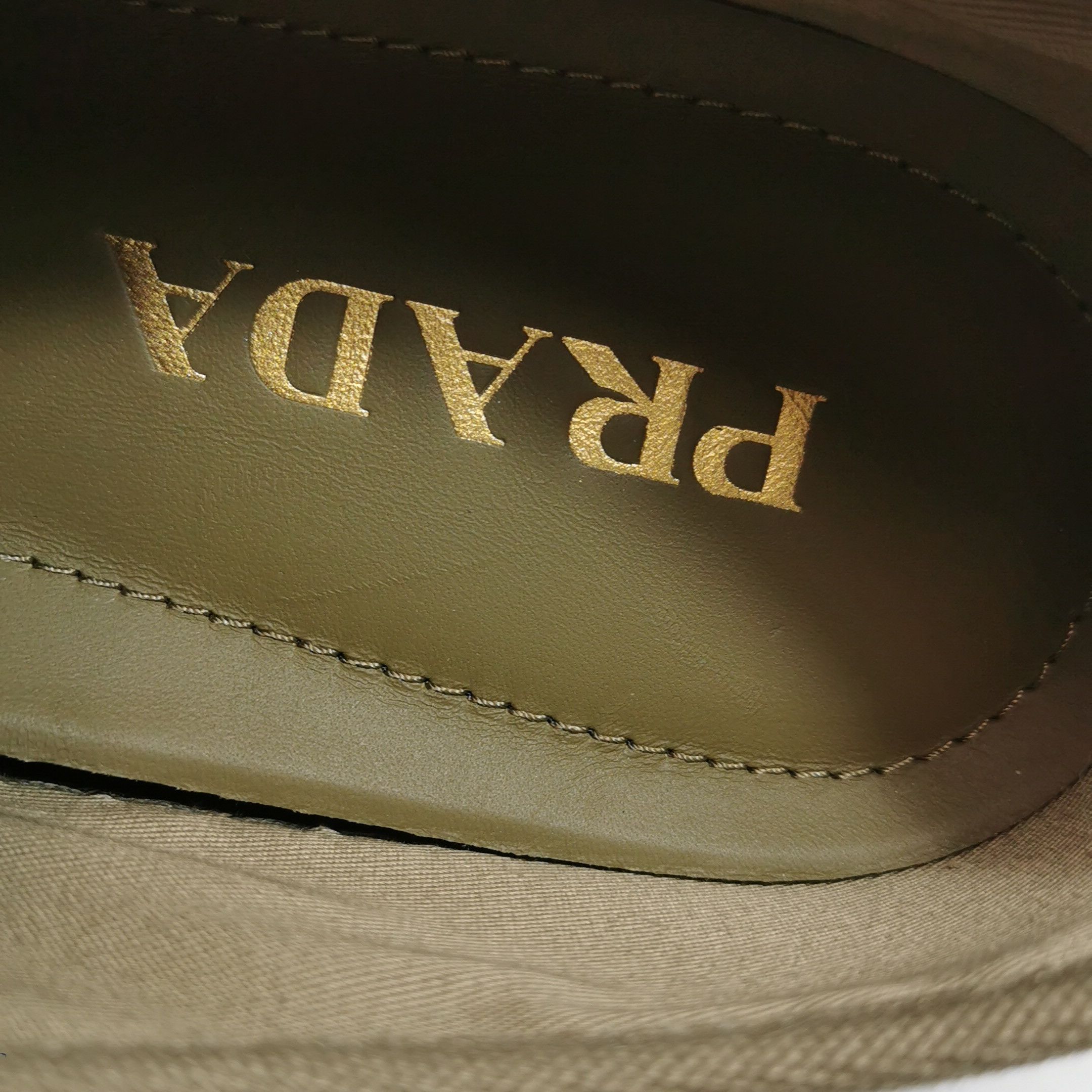 Prada Prada Men 9 Lowtop Sneakers Size US 9 / EU 42 - 9 Thumbnail