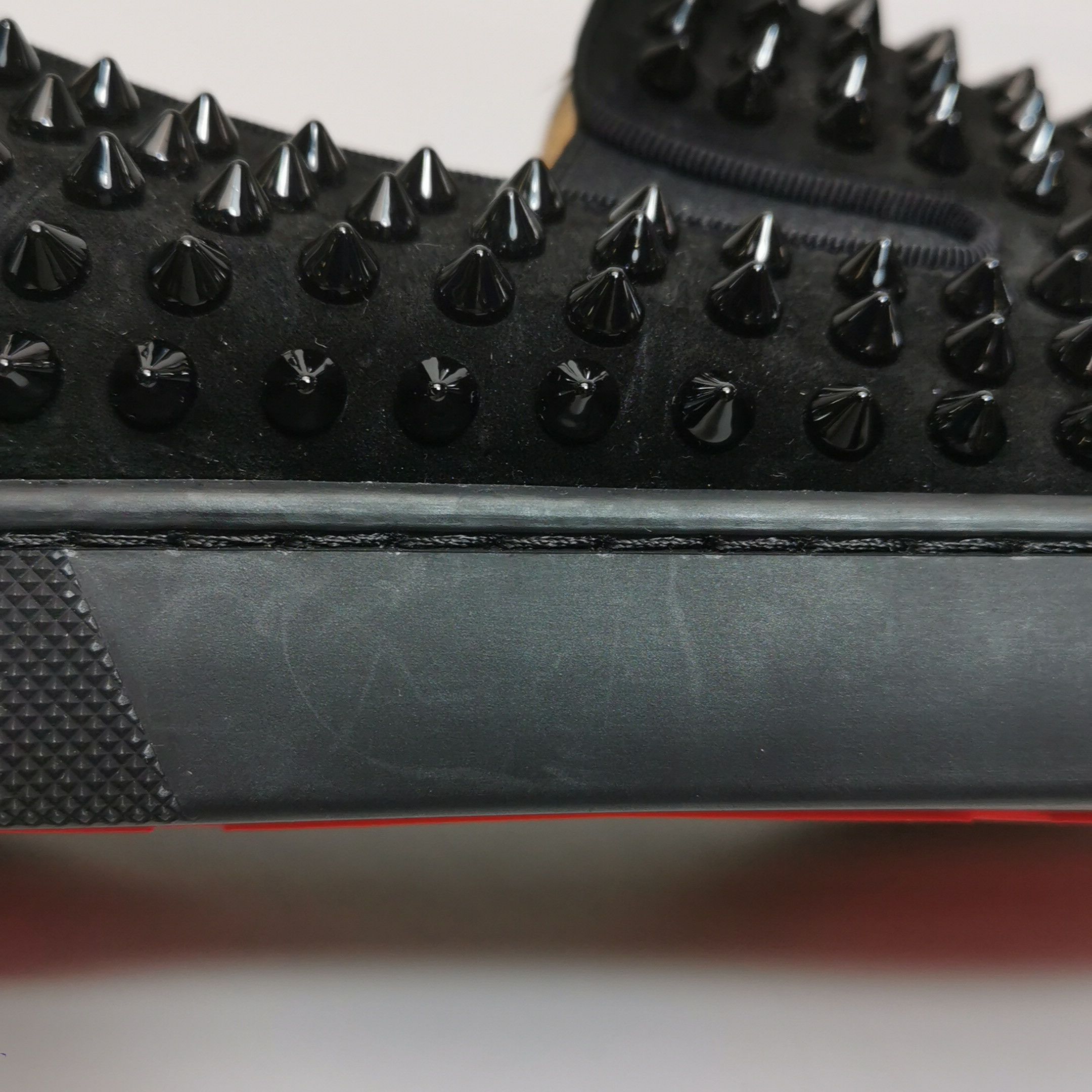 Christian Louboutin Christian Louboutin Men 6 Lowtop Sneakers Size US 6 / EU 39 - 9 Thumbnail